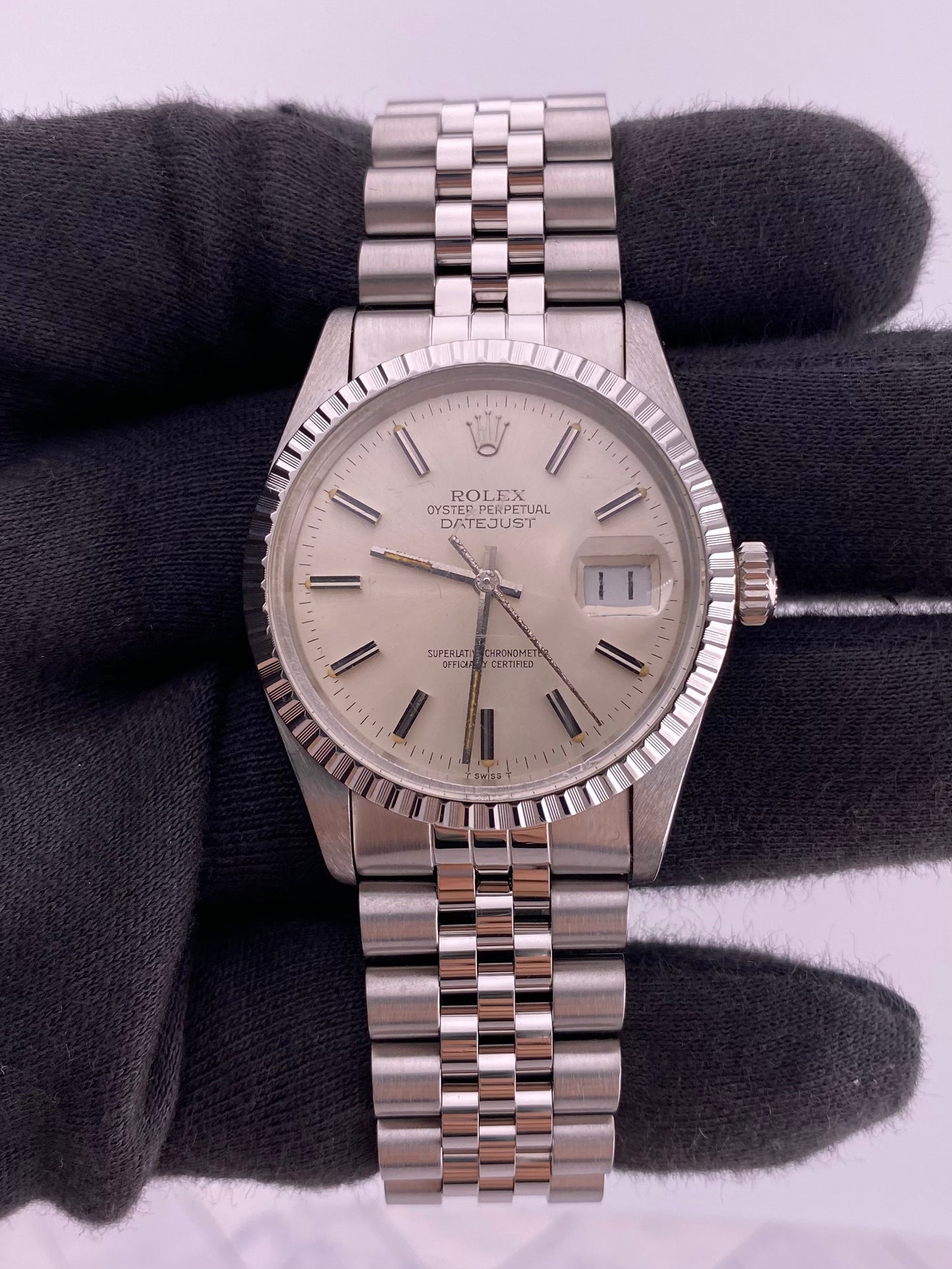 Rolex Datejust Silver Stick Dial on Jubilee Ref. 16030 — view 2