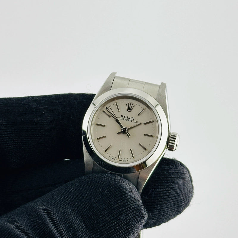 Rolex Oyster Perpetual Silver Dial on Oyster Ref 67180 with Papers 1996