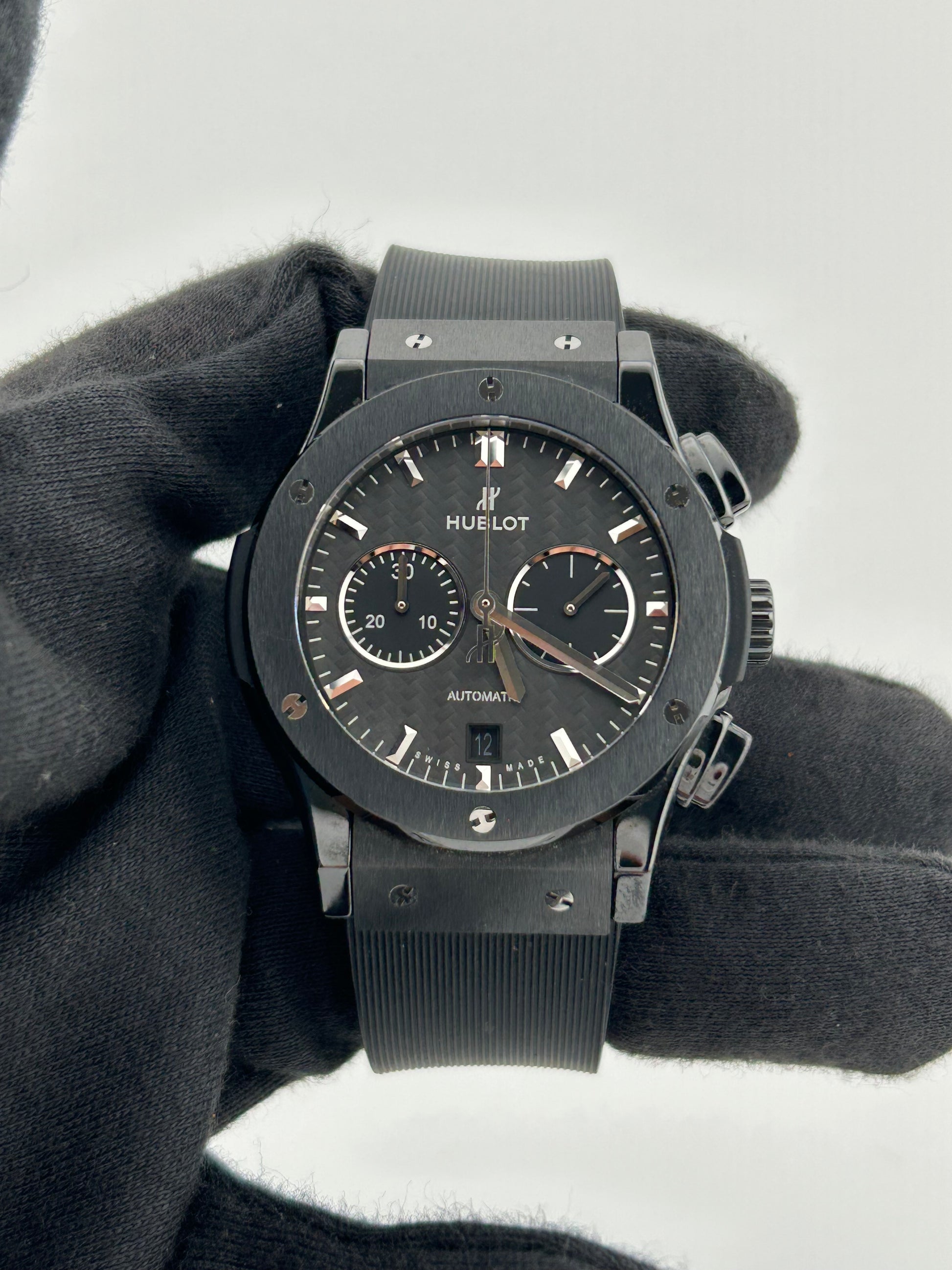 Hublot Classic Fusion Chronograph Black Carbon Effect Dial on Black Rubber Band Ref. 541.CM.1171.RX Complete 2019 — view 2
