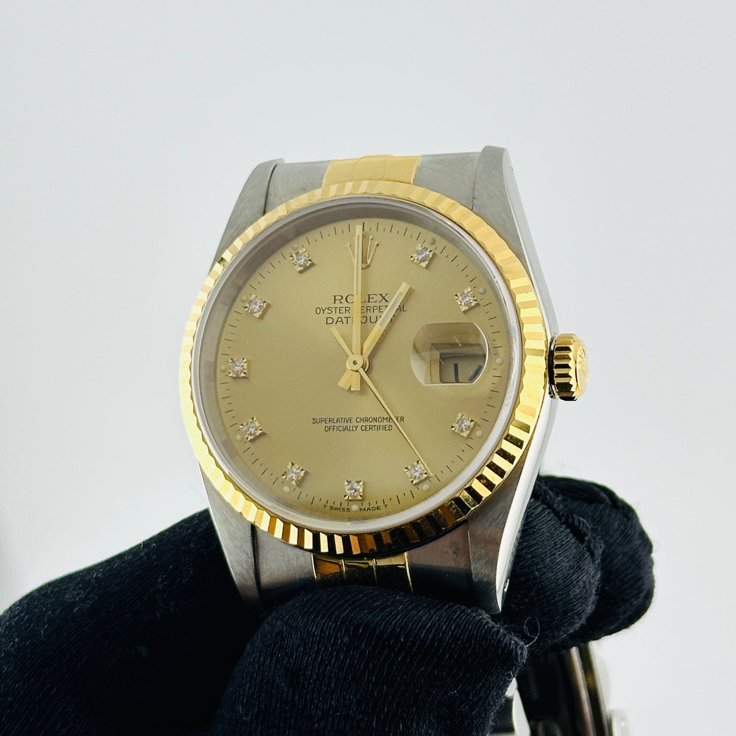 Rolex Datejust Champagne Diamond Factory Dial on D Link Jubilee Ref. 16233 1991 — view 3