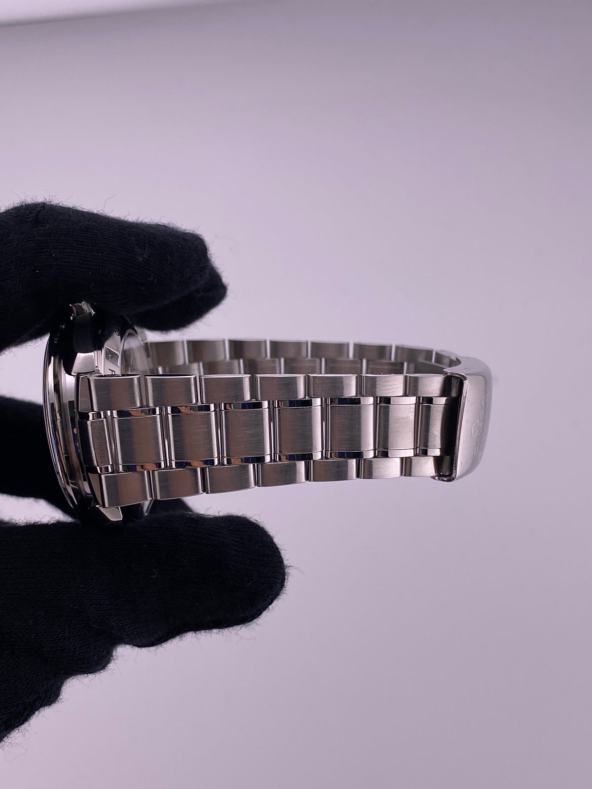 Omega Speedmaster Hesalite Black Dial on Stainless Steel Ref. 3572.5 — view 5