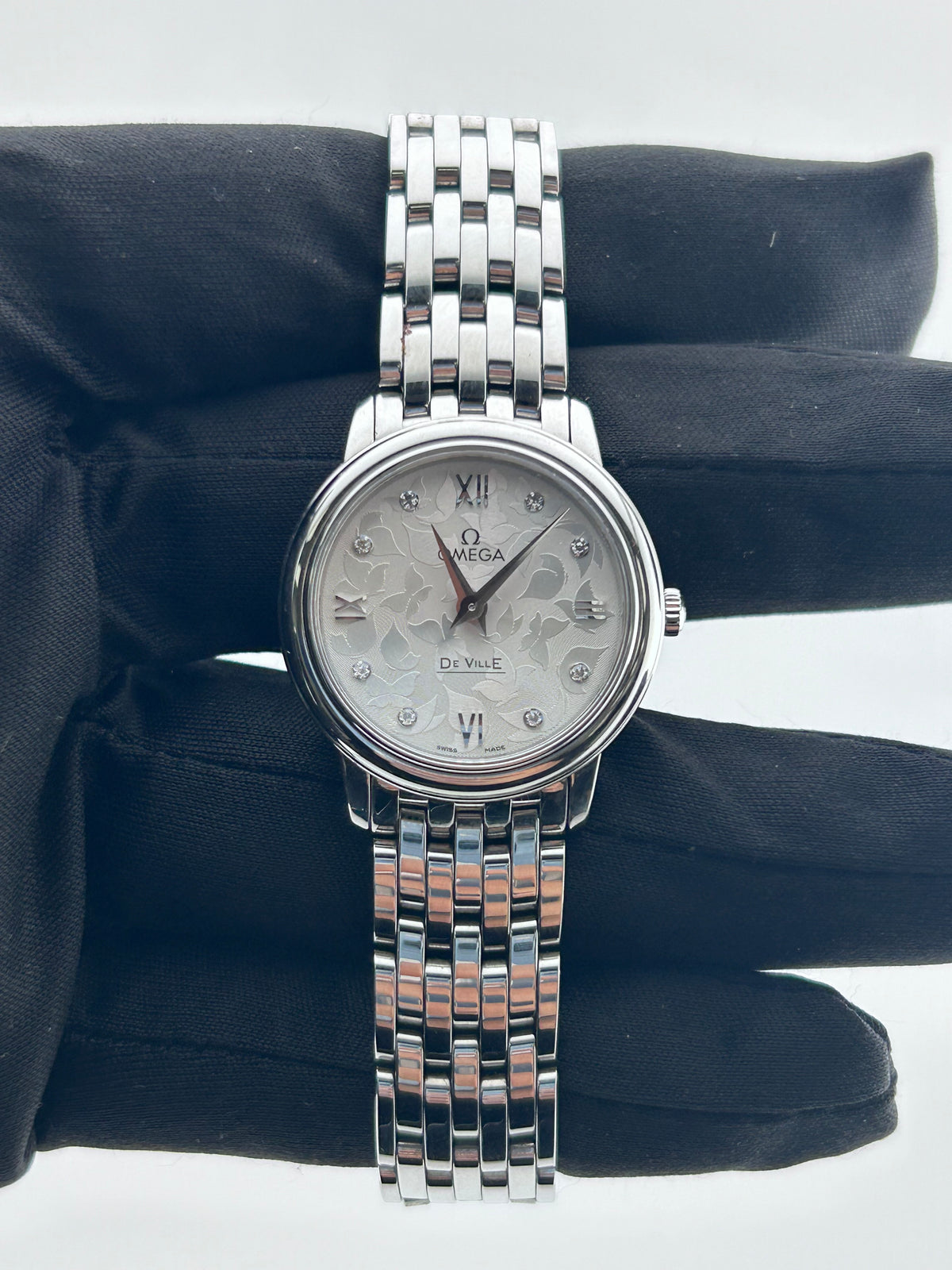 Omega De Ville Prestige Silver Dial on Stainless Steel Ref. 42410276052001 Complete 2017