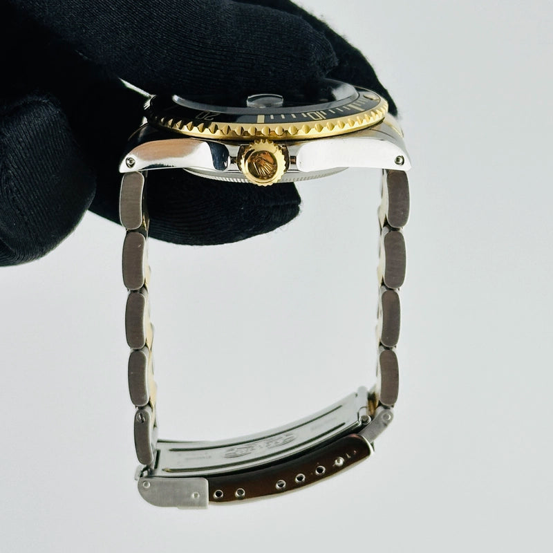 Rolex Submariner Black Dial on Oyster Ref 16613
