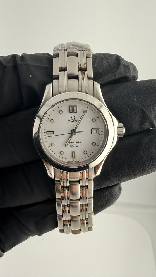 Omega Sea-Master White Stick Dial on Bracelet Ref. 2511.20 Card 1995 — view 2