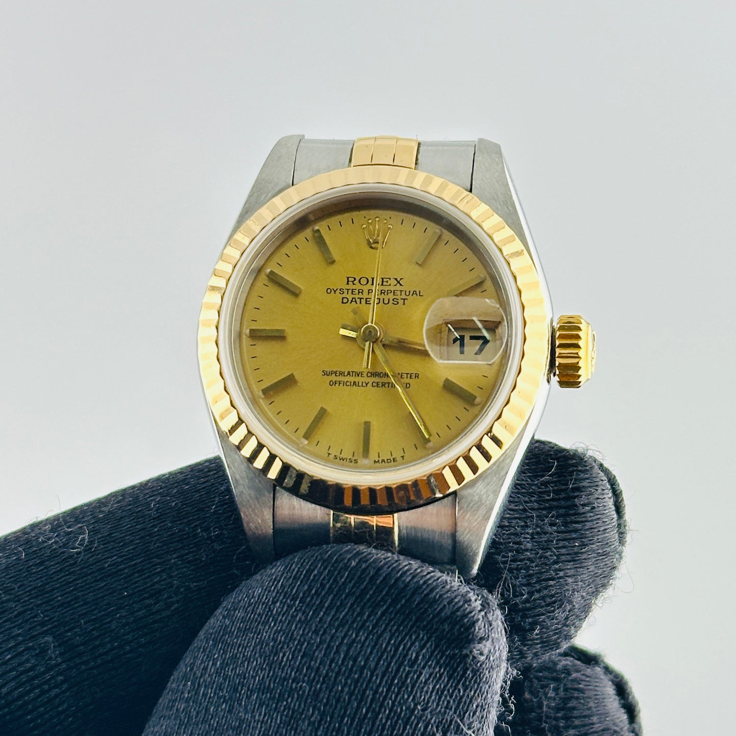 Rolex Datejust Lady Champagne Stick Dial on D Link Jubilee Bracelet Ref. 69173 1994 — view 3
