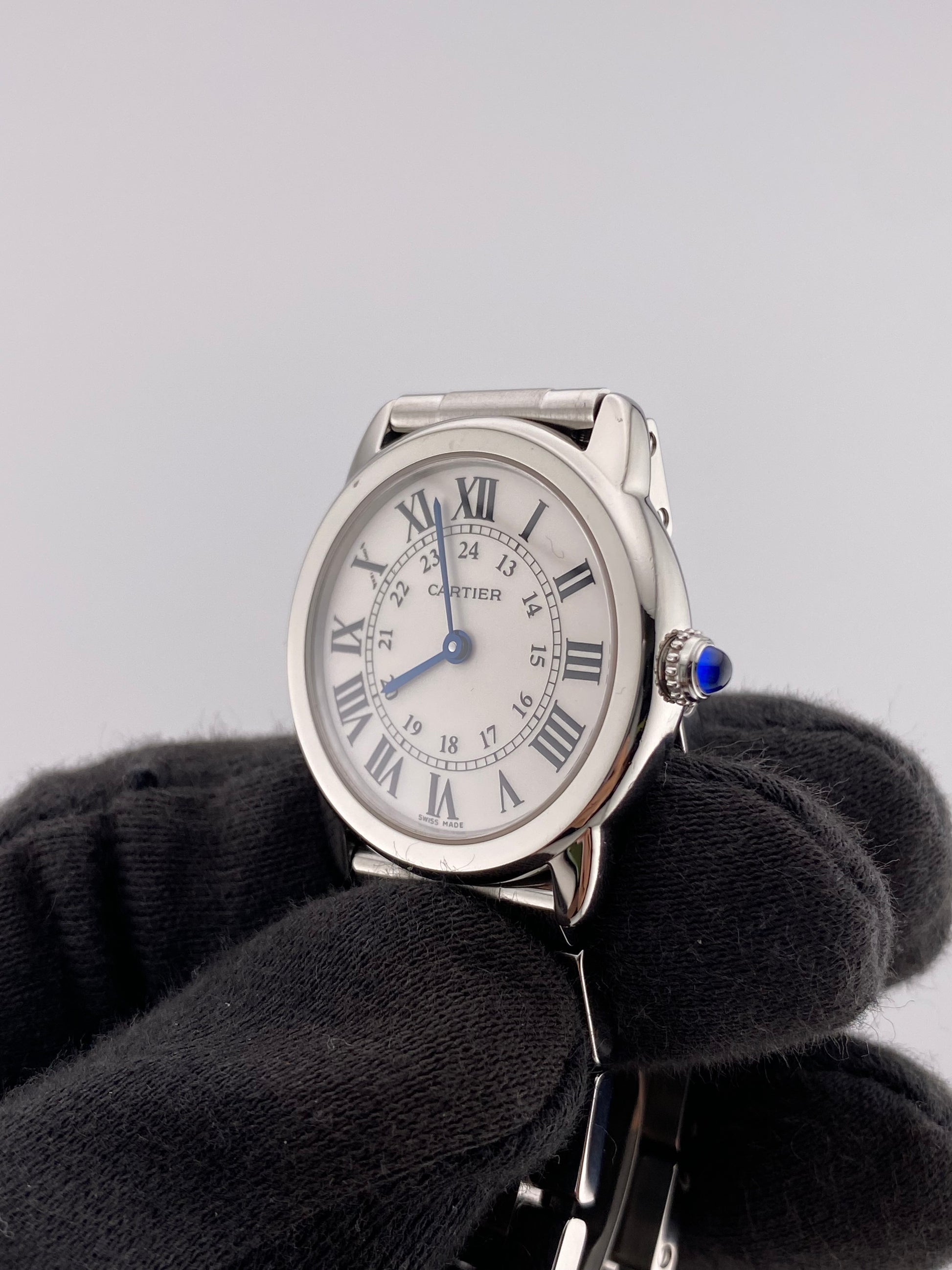 Cartier Ronde Solo Silver Roman Dial on Stainless Steel Bracelet Ref. W6701004 Papers 2011 — view 3
