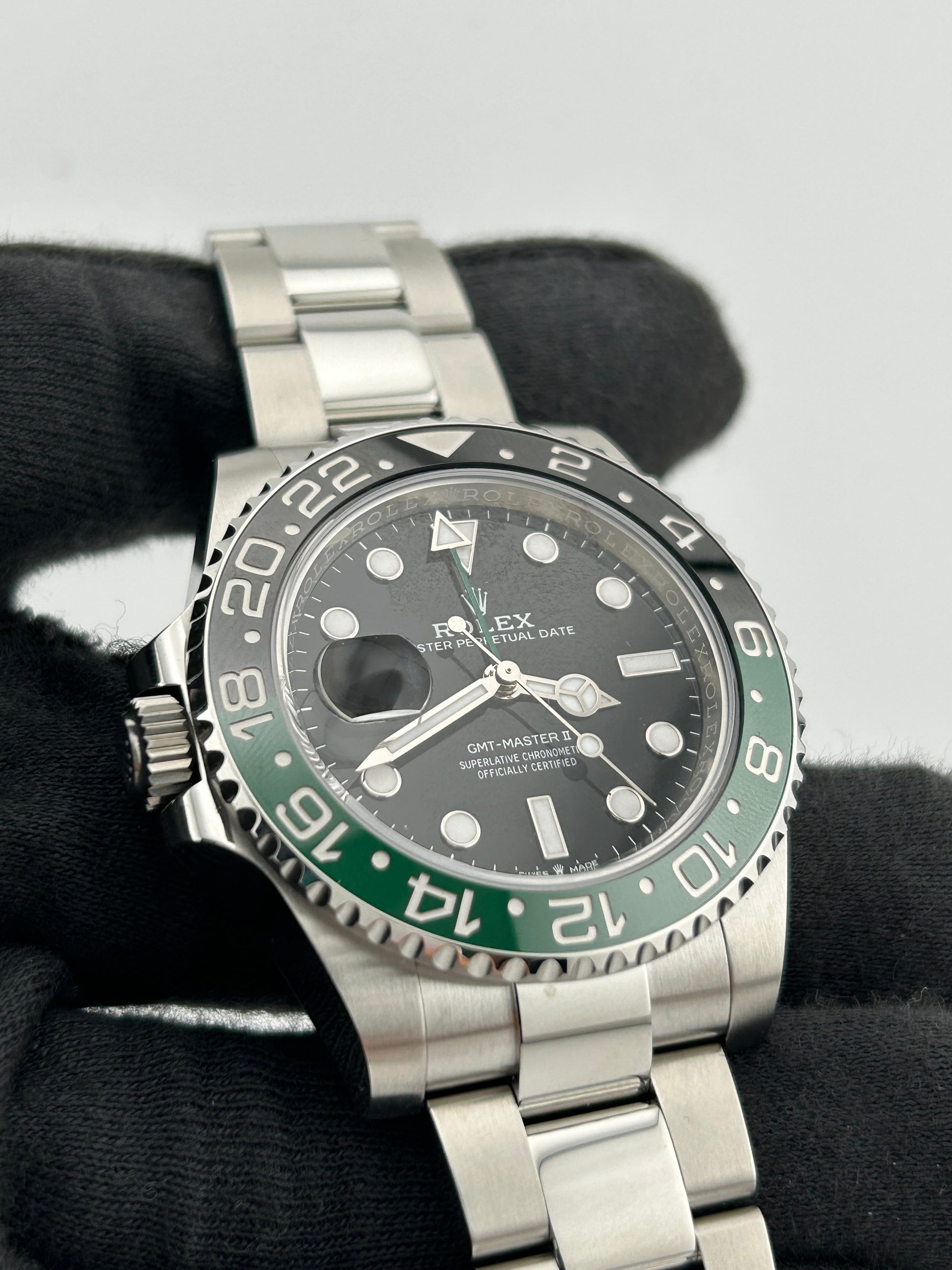 Rolex GMT-Master II "Sprite" Black Dial on Oyster Bracelet Ref. 126720VTNR Card 2023 — view 3