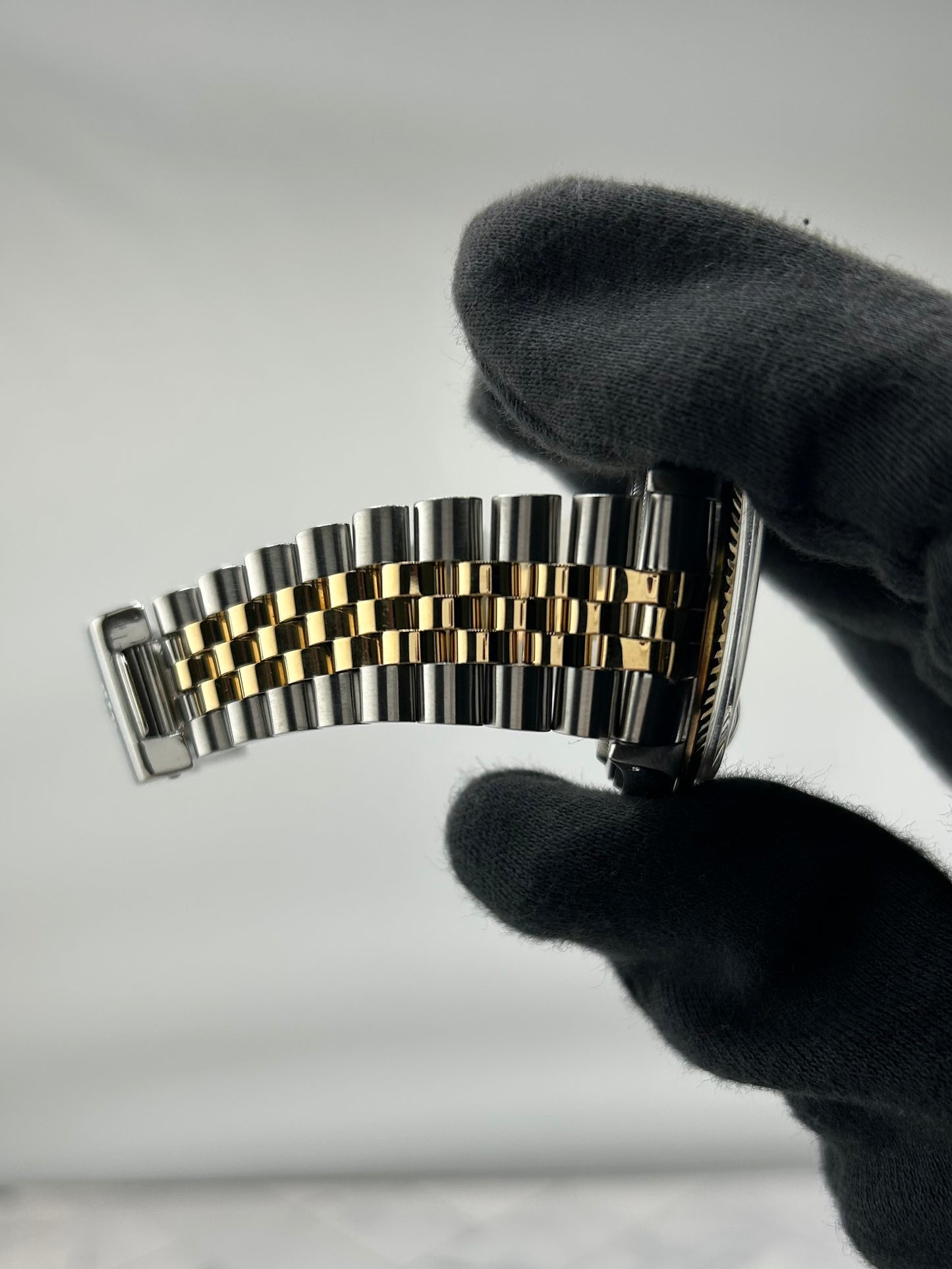 Rolex Datejust Champagne Stick Dial on D Link Jubilee Bracelet Ref. 16013 1986 — view 5