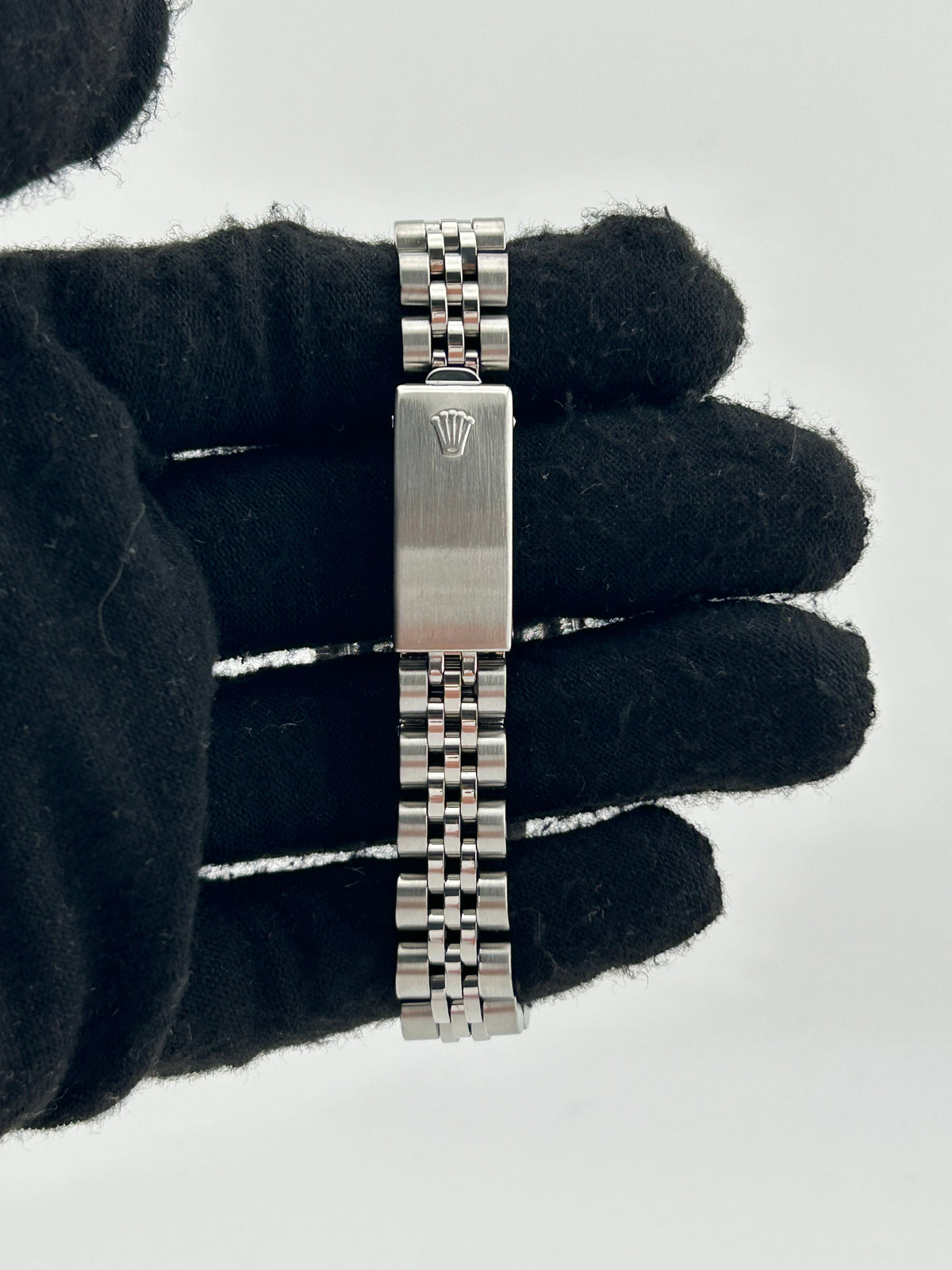 Rolex Date Lady White Dial on Stainless Steel Bracelet Ref. 69190 1996 — view 4