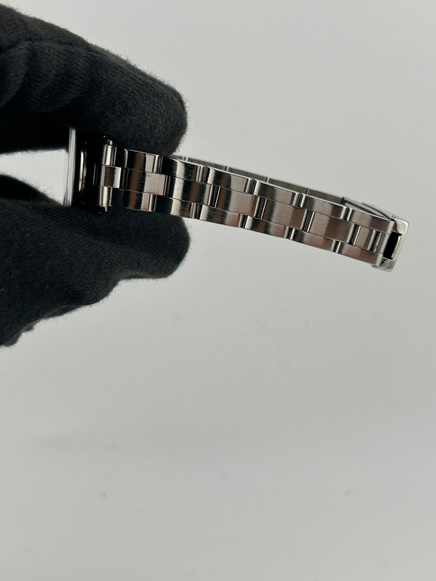 Rolex Oyster Perpetual Lady Black Stick Dial on Oyster Steel Bracelet Ref. 6618 1968 — view 4