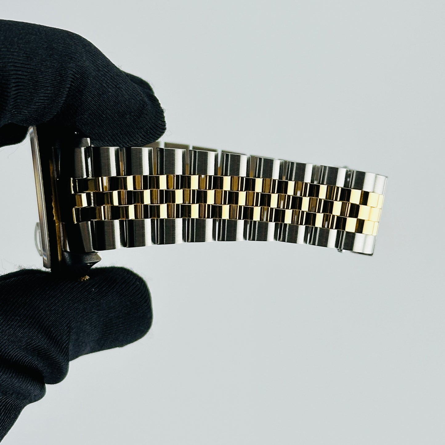 Rolex Datejust Champagne Stick Dial on D Link Jubilee Ref. 16233 Papers 1991 — view 4
