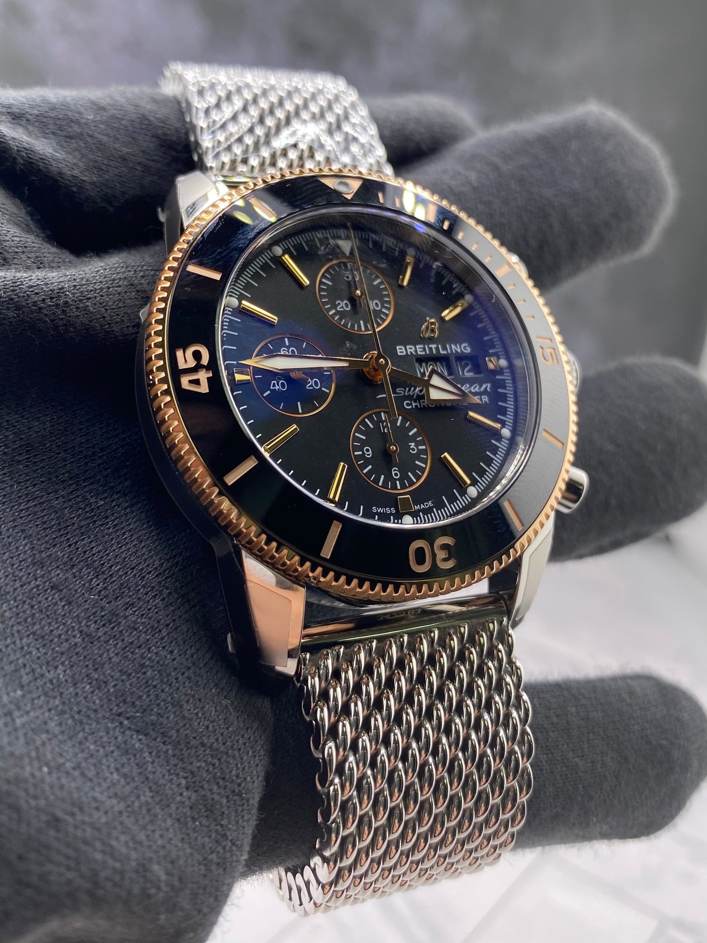 Breitling Superocean H√©ritage II Chronograph Black Dial on Bracelet Ref. U13313121B1A1 Card 2026 — view 3