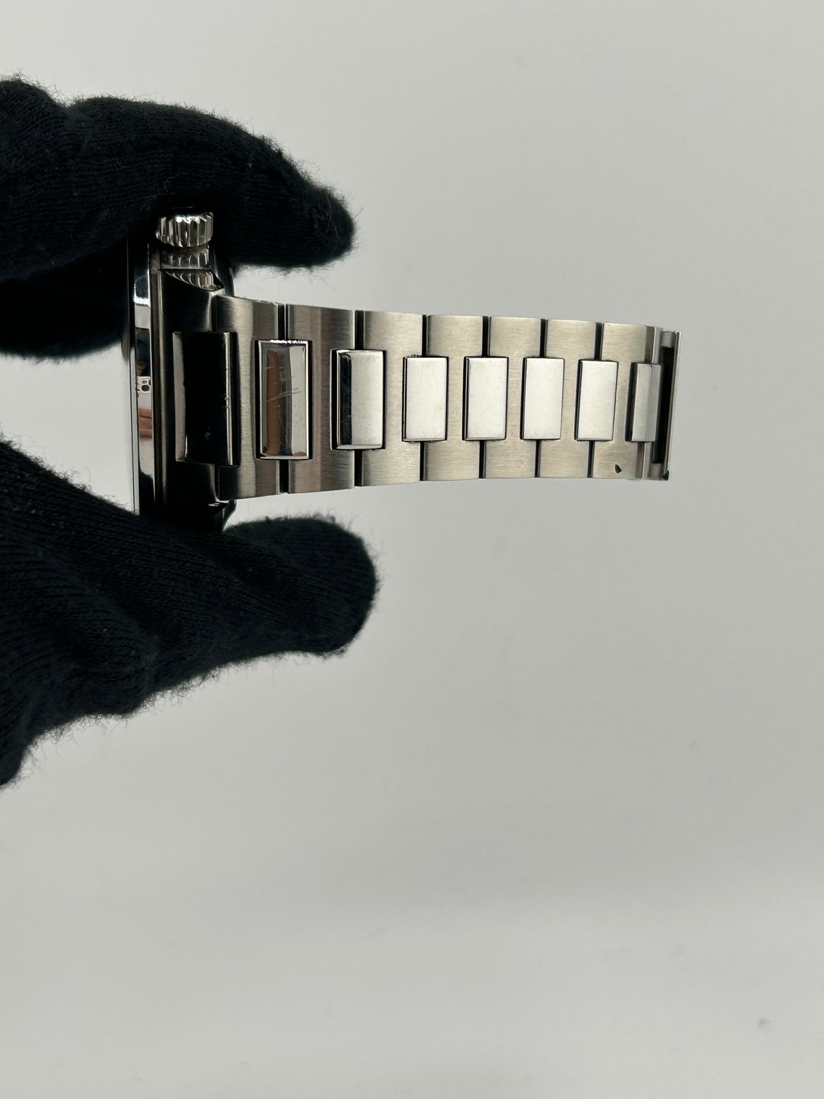 Iwc GST Alarm Black Dial on Stainless Steel Bracelet Ref. IW353702 — view 5