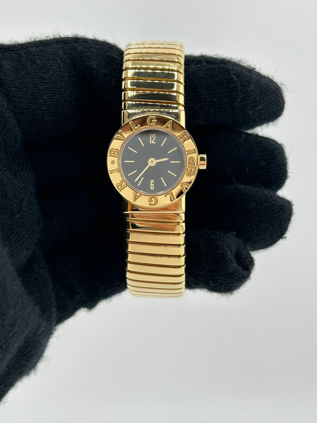 Bvlgari Mini Tubogas Black Dial on Yellow Gold Bracelet Ref. BB192T Papers 1996 — view 2
