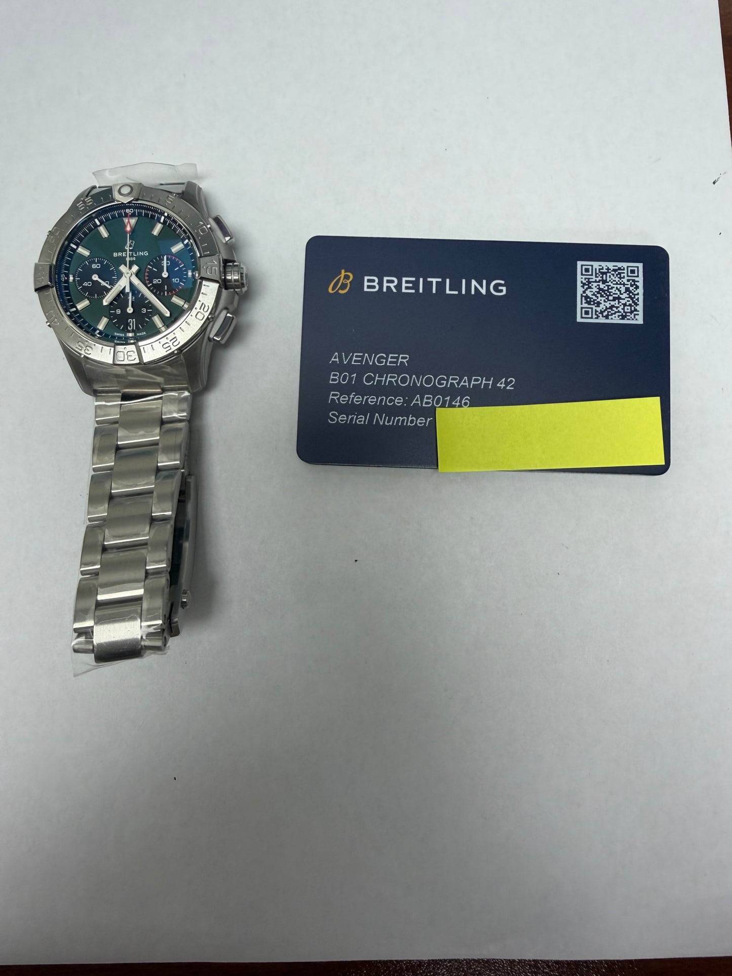 Breitling Avenger B01 Chronograph Green Dial on Steel Ref. AB0146101L1A1 Card 2026 — view 5