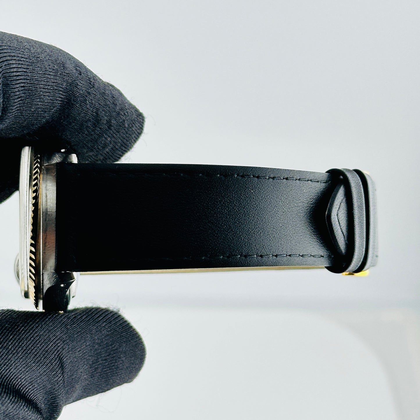 Rolex Datejust Champagne Stick Dial on Generic Leather Band Ref. 1601 1969 — view 4
