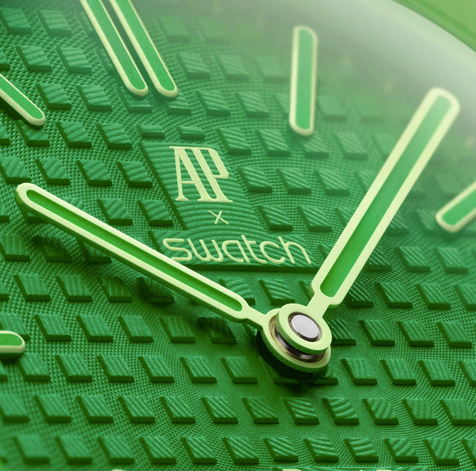 Audemars Piguet X Swatch Royal Pop Green Eight Green Dial on Rubber Strap Ref. SSX03G100N Complete 2026 — view 2