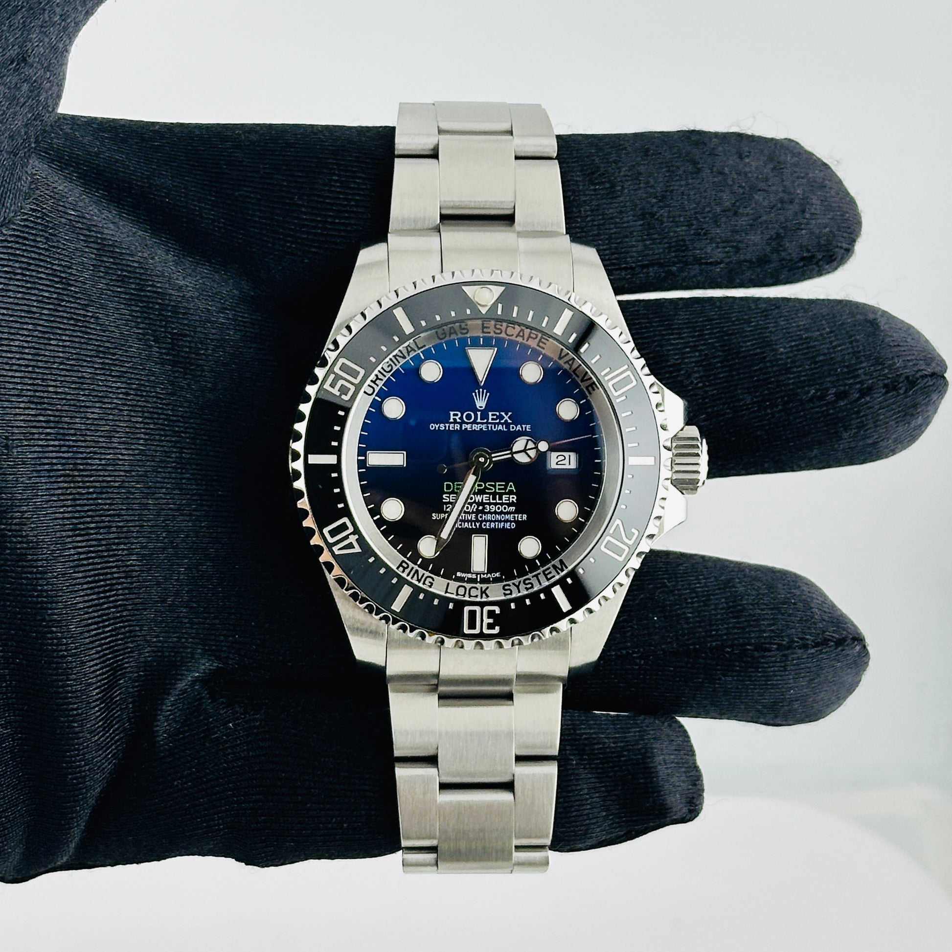 Rolex Sea-Dweller Deepsea James Cameron Dark Blue/Black Dial on Oyster Ref. 116660 Card 2015 — view 2