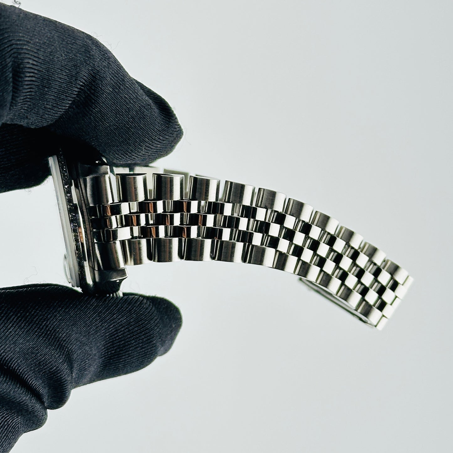 Rolex Datejust Am White Mop Diamond Dial on D Link Jubilee Ref. 68240 1988 — view 4