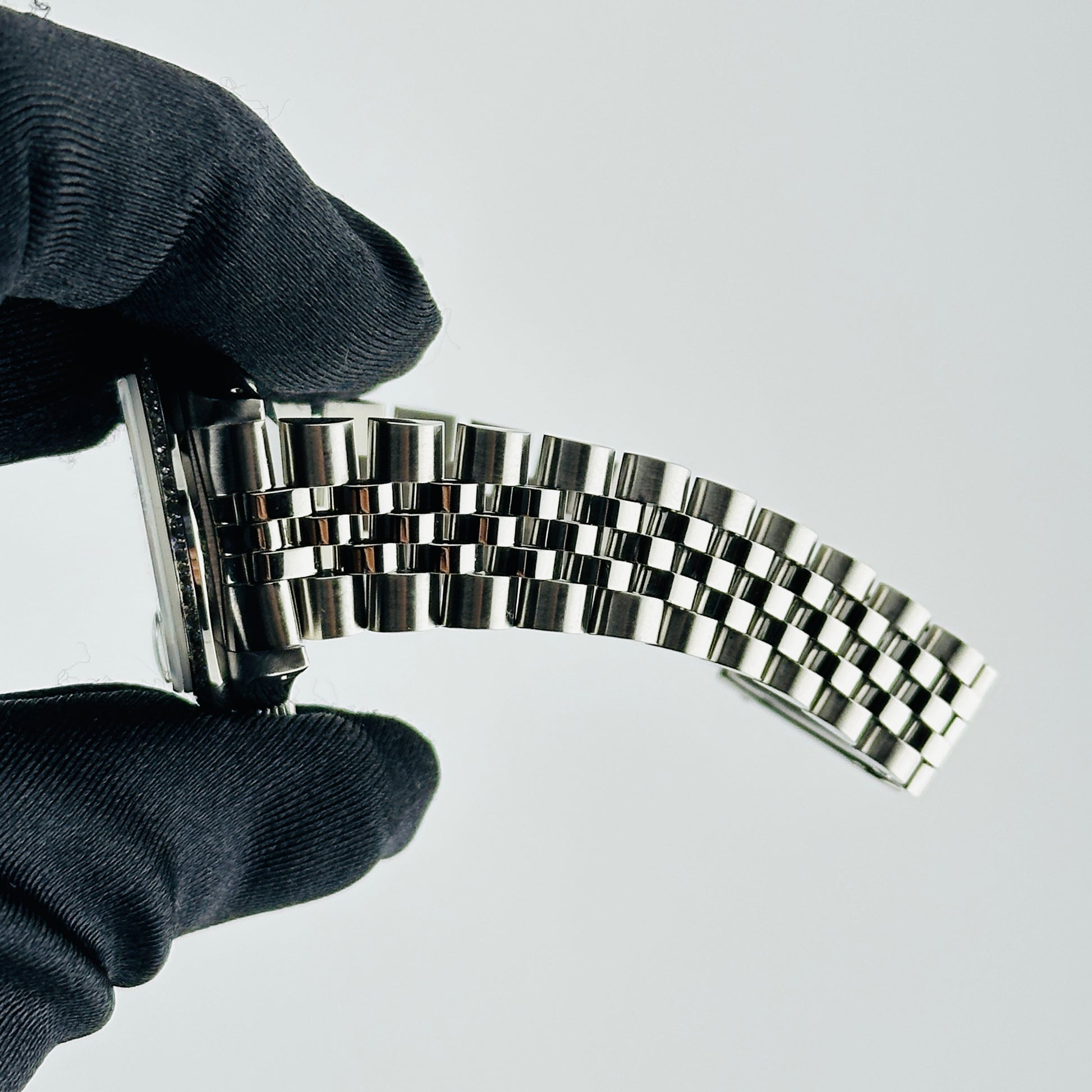 Rolex Datejust Am White Mop Diamond Dial on D Link Jubilee Ref. 68240 1988 — view 4