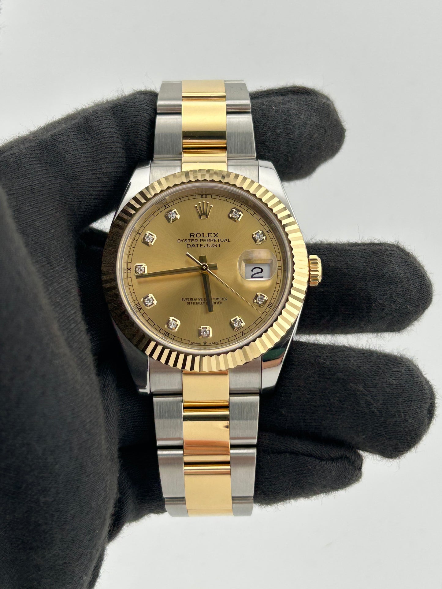 Rolex Datejust 41 Champagne Diamond Dial on 2 Tone Oyster Bracelet Ref. 126333 Card 2019 — view 2