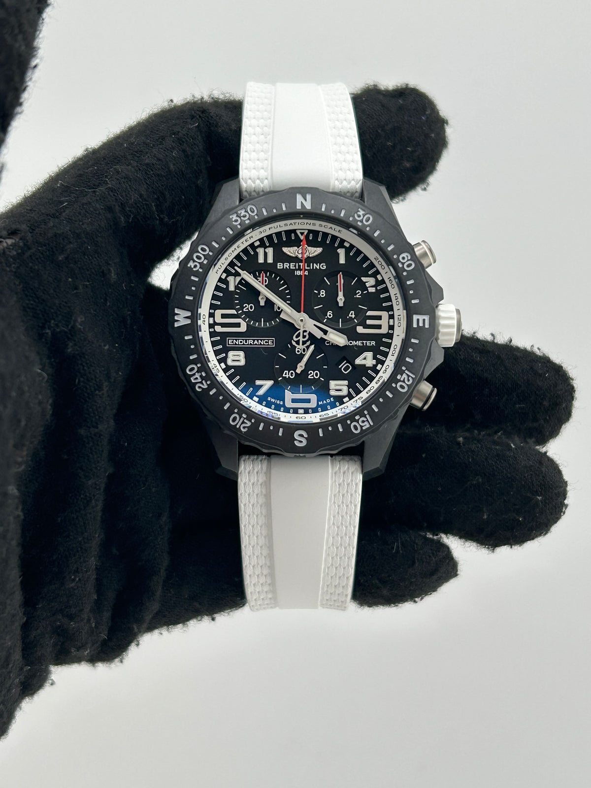 Breitling Endurance Pro Black Dial on Rubber Strap Ref. X83310A71B1S1 Complete 2026 — view 2