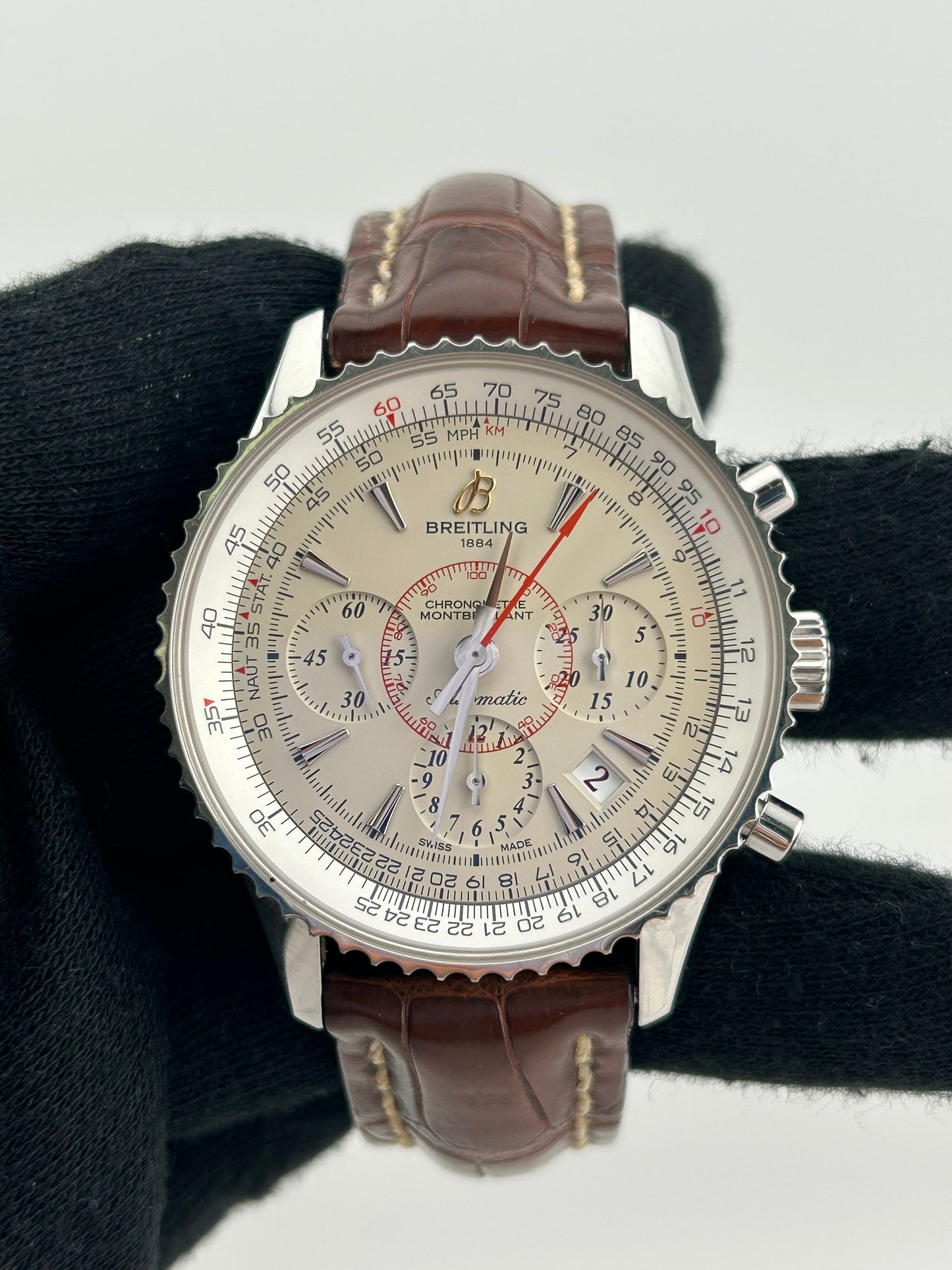Breitling Montbrilliant Creme Dial on Leather Ref. AB0131 Papers 2012 — view 2