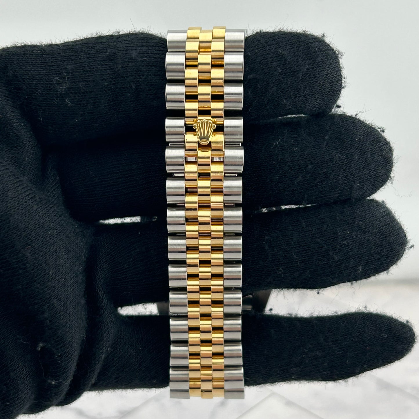 Rolex Datejust Champagne Diamond Factory Dial on D Link Jubilee Ref. 116233 Card 2009 — view 4