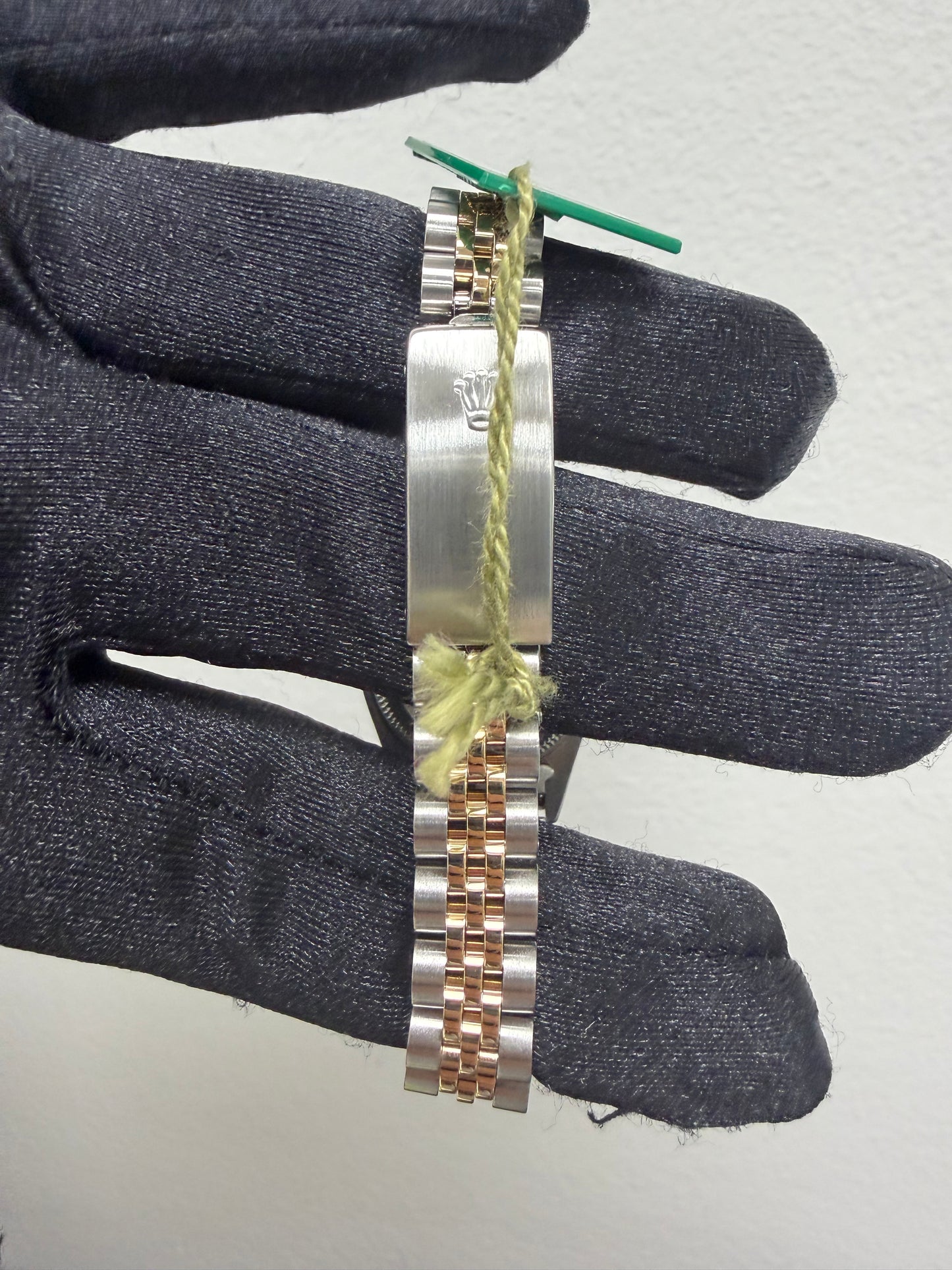 Rolex Datejust Gold Stick Dial on D Link Jubilee Ref. 79173 Papers 2000 — view 3