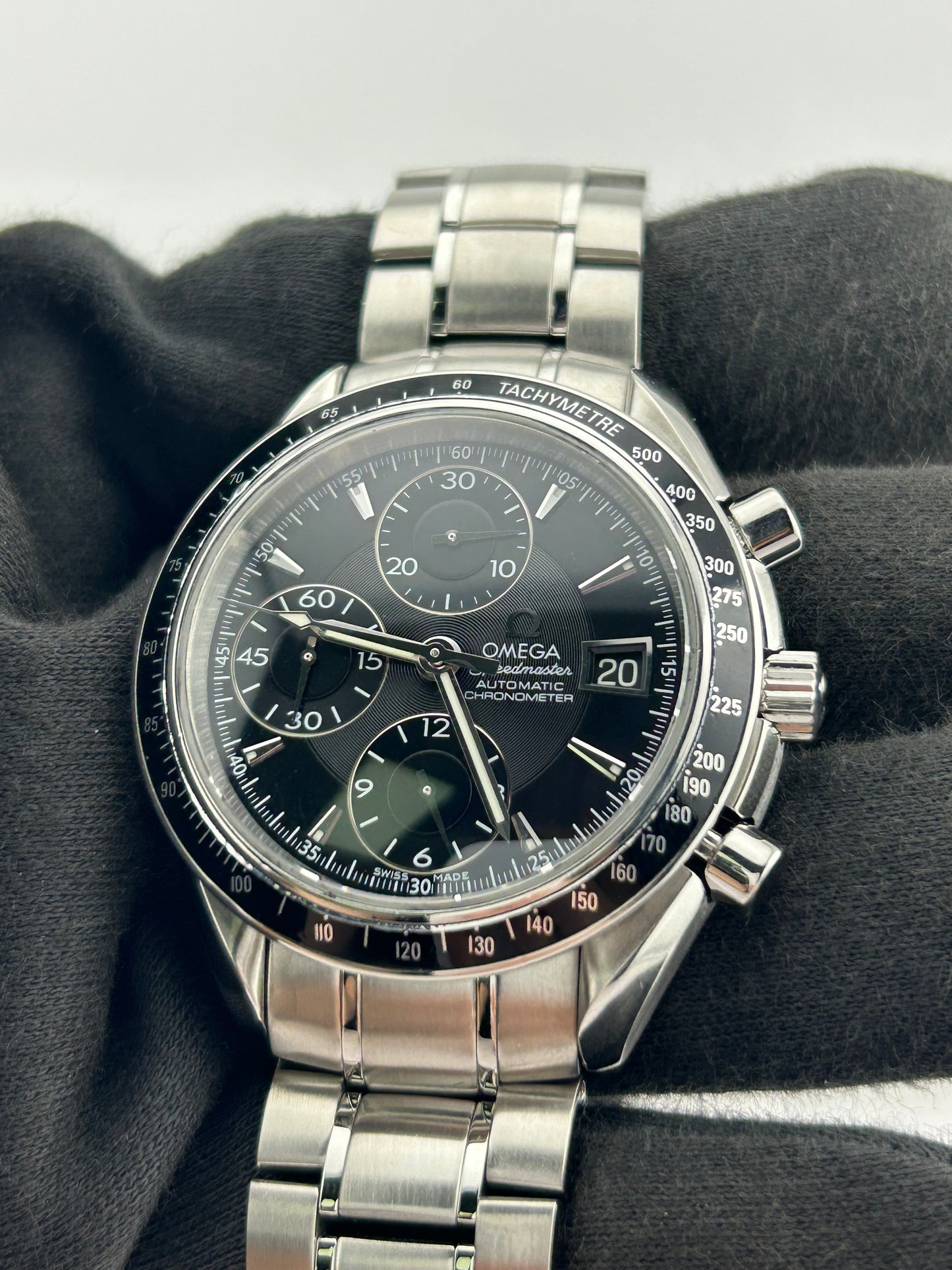 Omega Speed Master Black Dial on Stainless Steel Bracelet Ref. 3210.50 Card Open Date — view 2