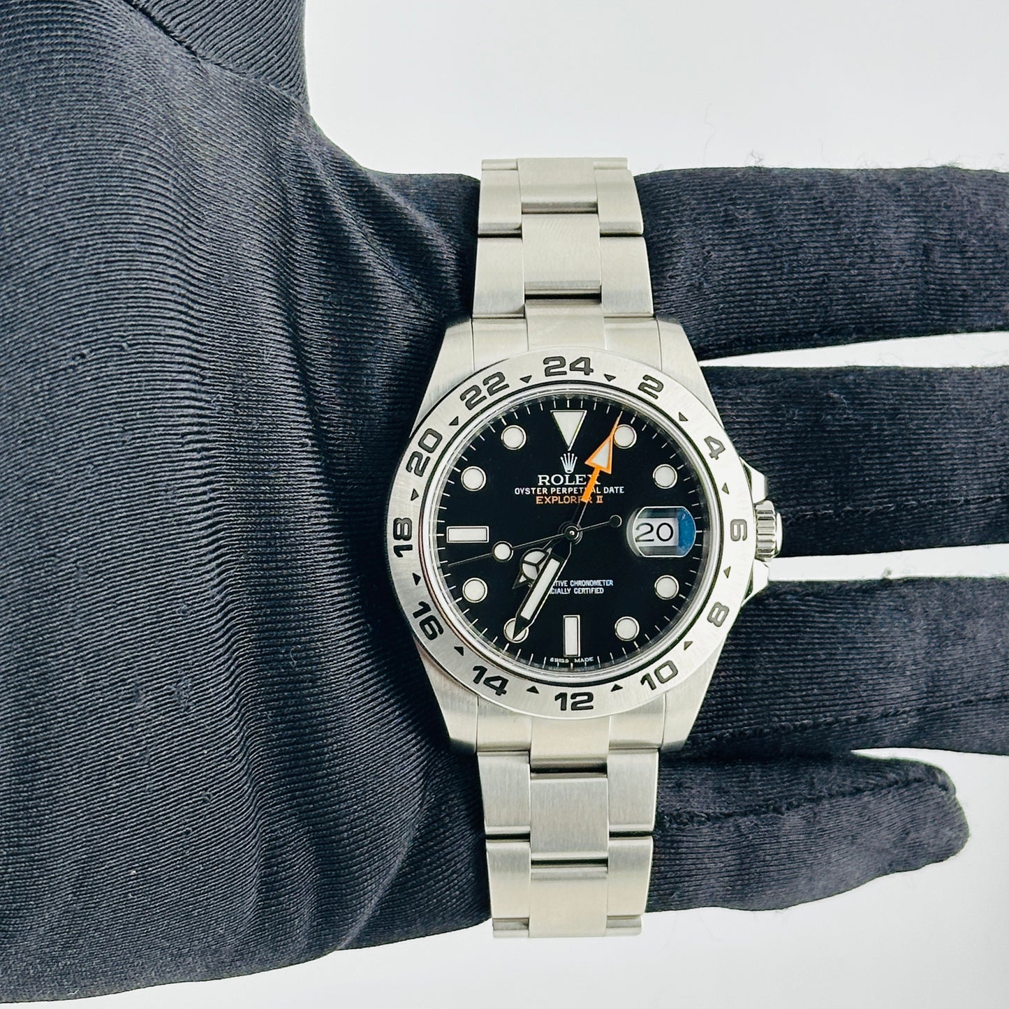 Rolex Explorer II Black Dial on Oyster Ref. 216570 Card 2020 — view 2