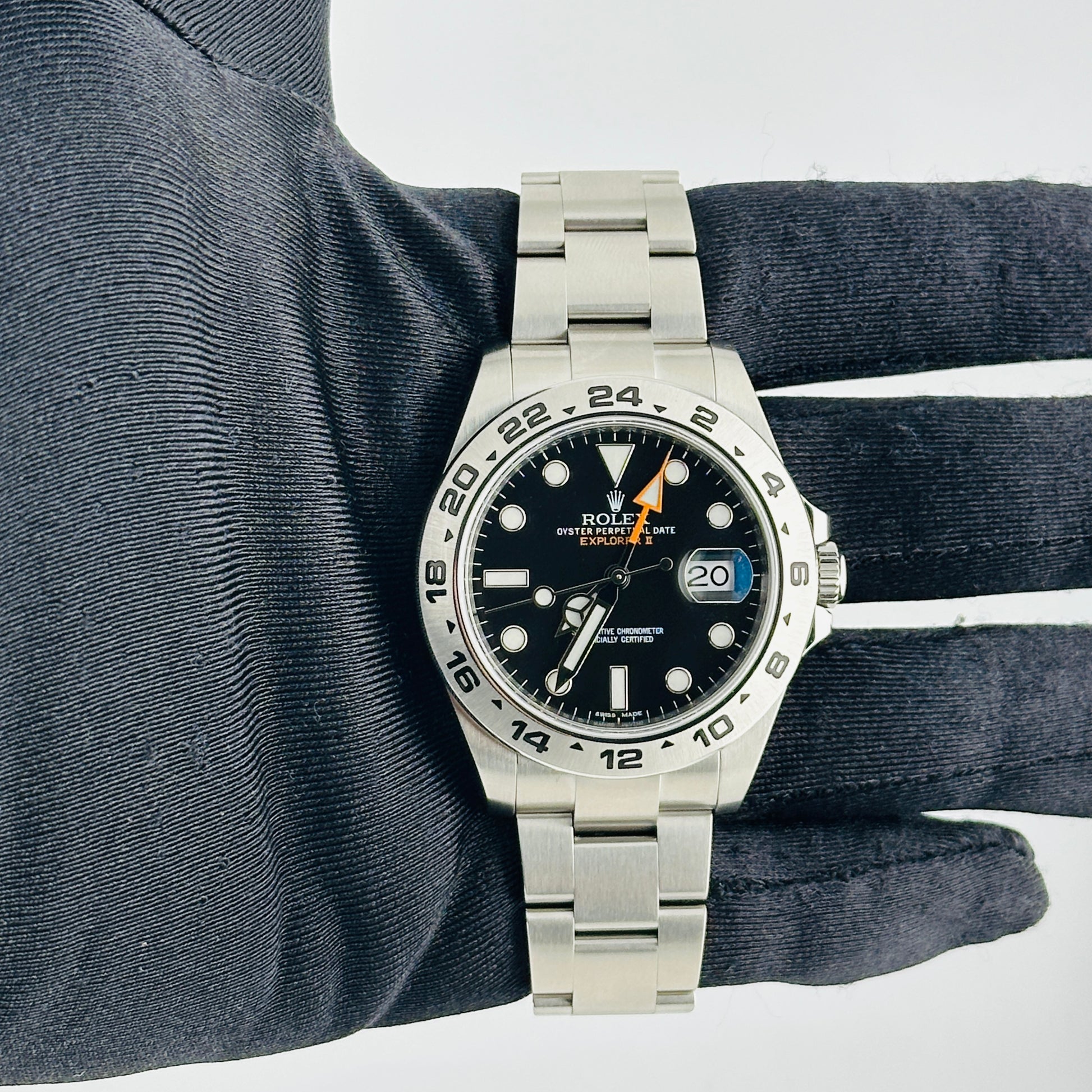 Rolex Explorer II Black Dial on Oyster Ref. 216570 Card 2020 — view 2
