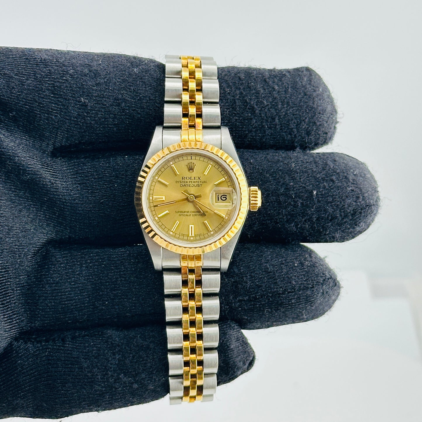 Rolex Datejust Lady Champagne Stick Dial on D Link Jubilee Bracelet Ref. 69173 1988 — view 2