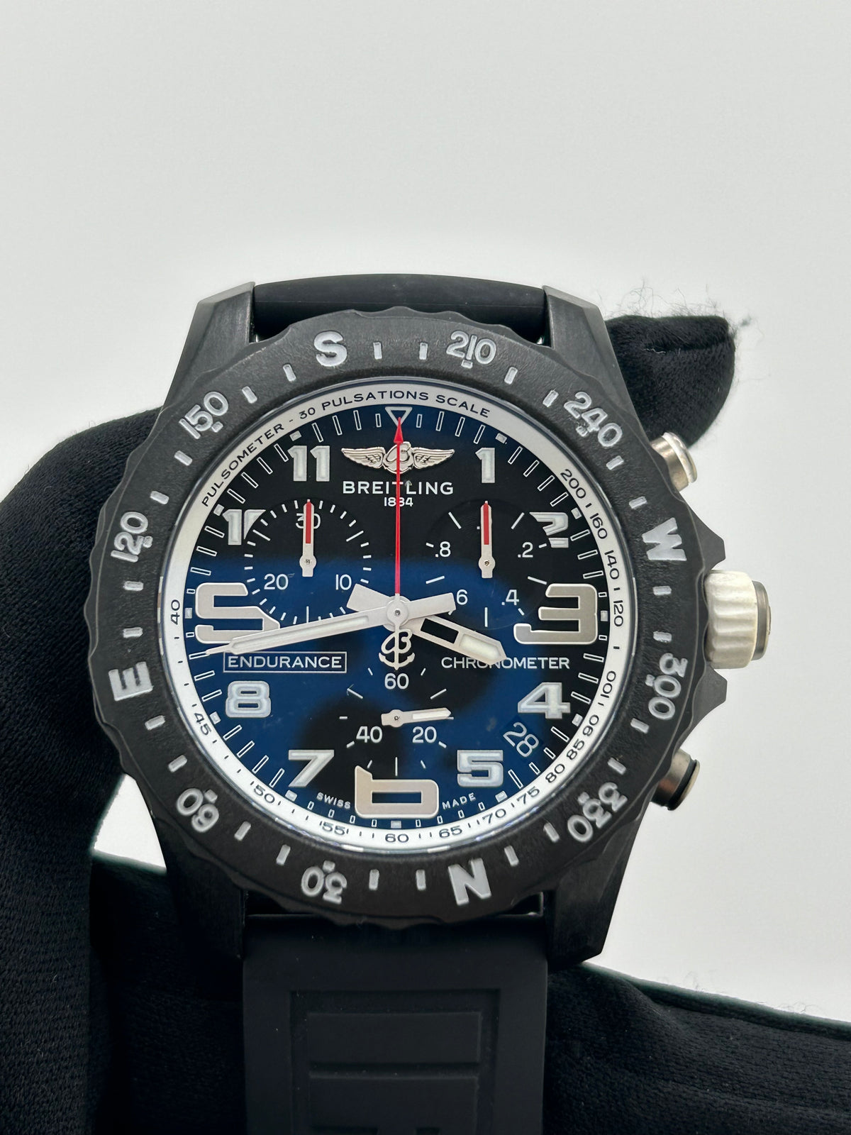 Breitling Endurance Pro Black Dial on Black Rubber Strap Ref. X82310A71B1S1 Complete 2025 — view 3