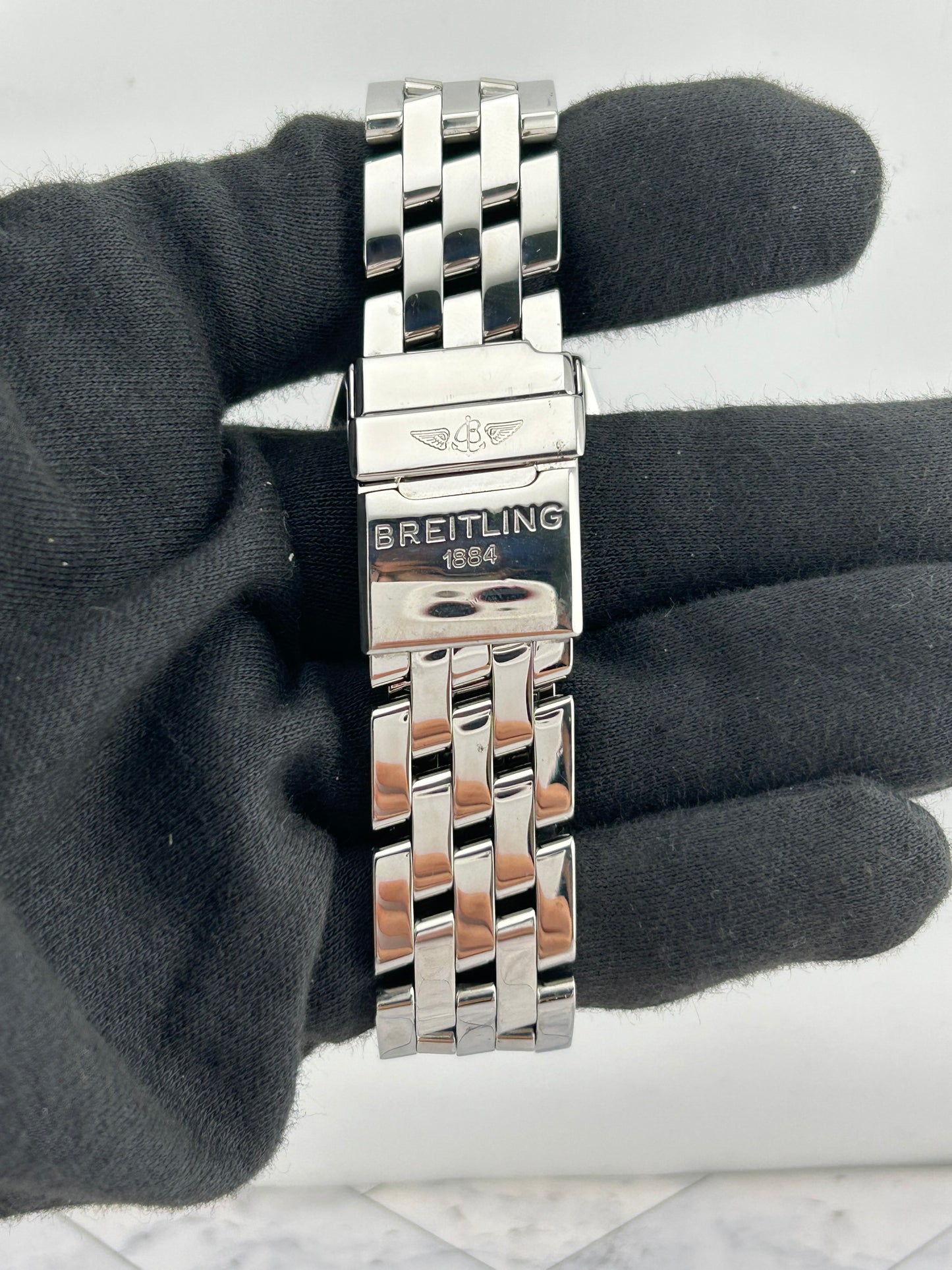 Breitling Chrono Cockpit White M.O.P. Dial on Stainless Steel Ref. B13357 Papers 2005 — view 3