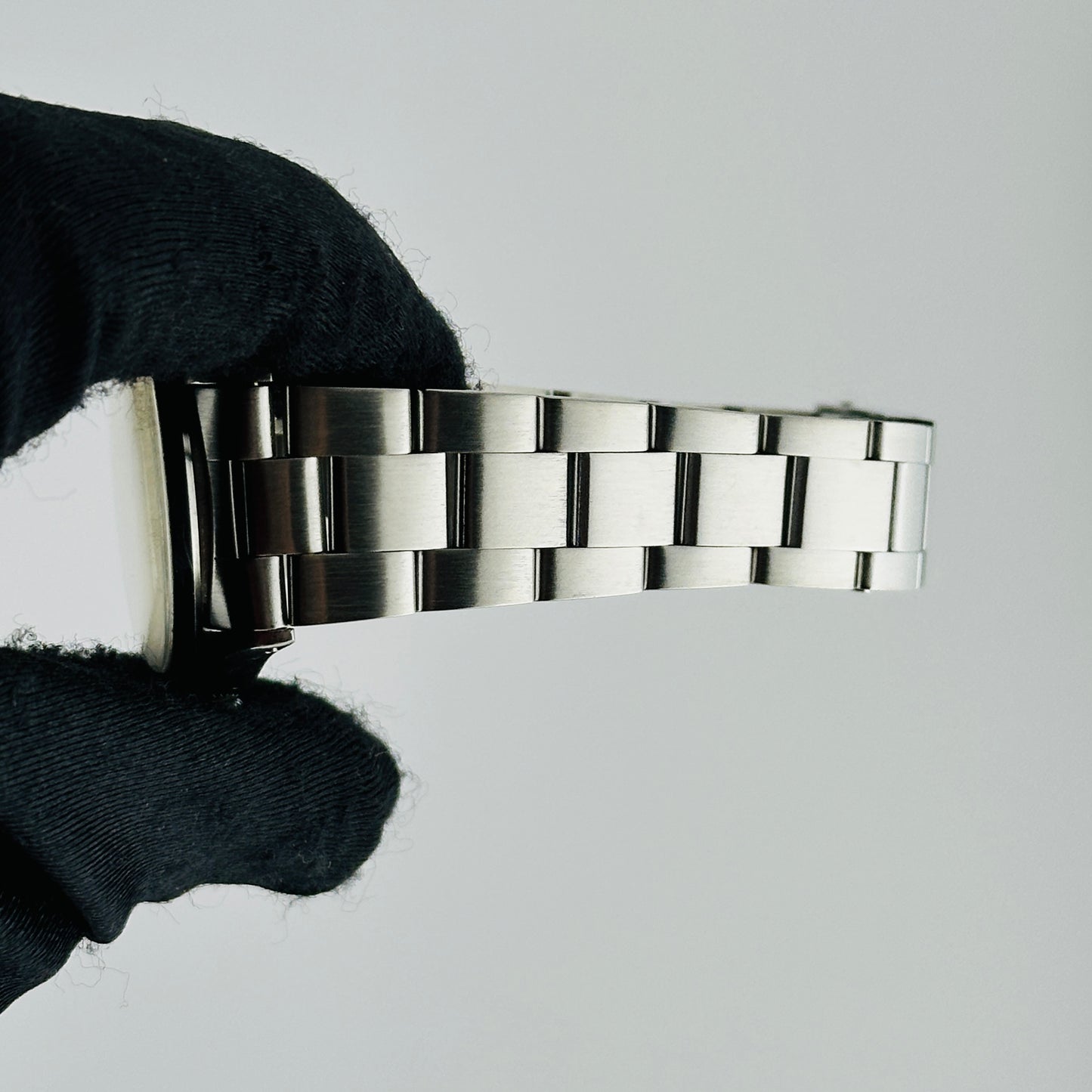 Rolex Air-King Silver Dial on Oyster Ref. 5500 1963 — view 4