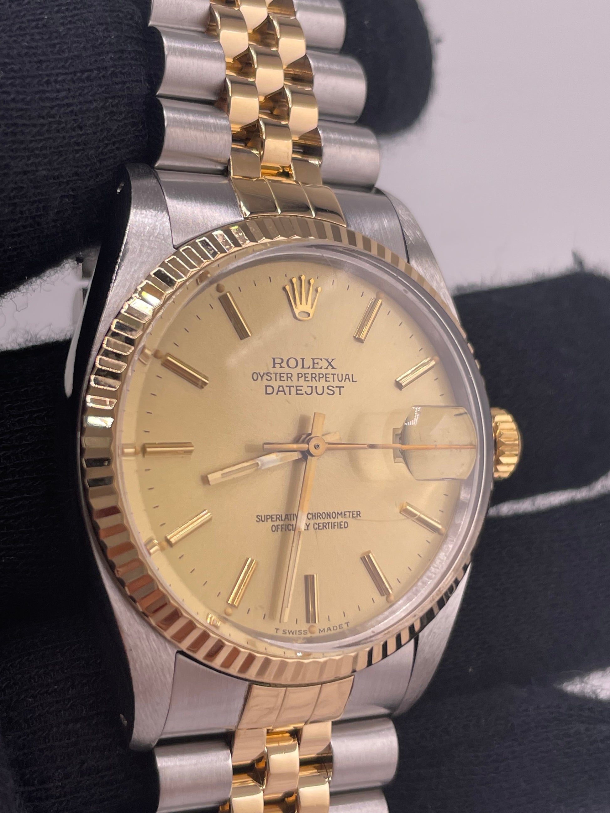 Rolex Datejust Champagne Stick Dial on D Link Jubilee Bracelet Ref. 16013 1987 — view 3