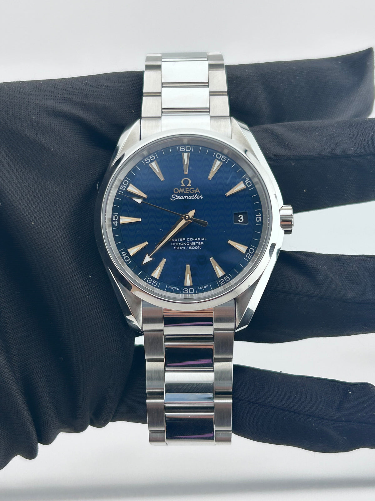 Omega Aqua Terra Blue Sun Brushed Dial on Stainless Steel Ref. 231.10.42.21.03.006 Card 2020