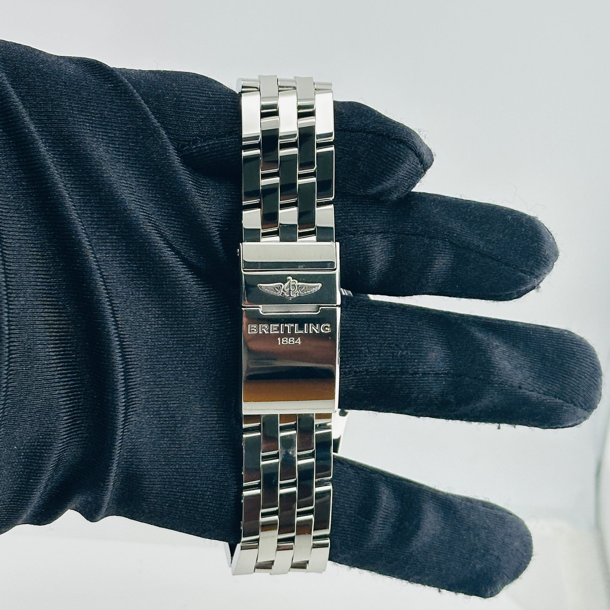 Breitling Chronomat 44 Airbourne Mother Of Pearl Dial on Stainless Steel Bracelet Ref. AB01152A/A813 Card 2020 — view 5