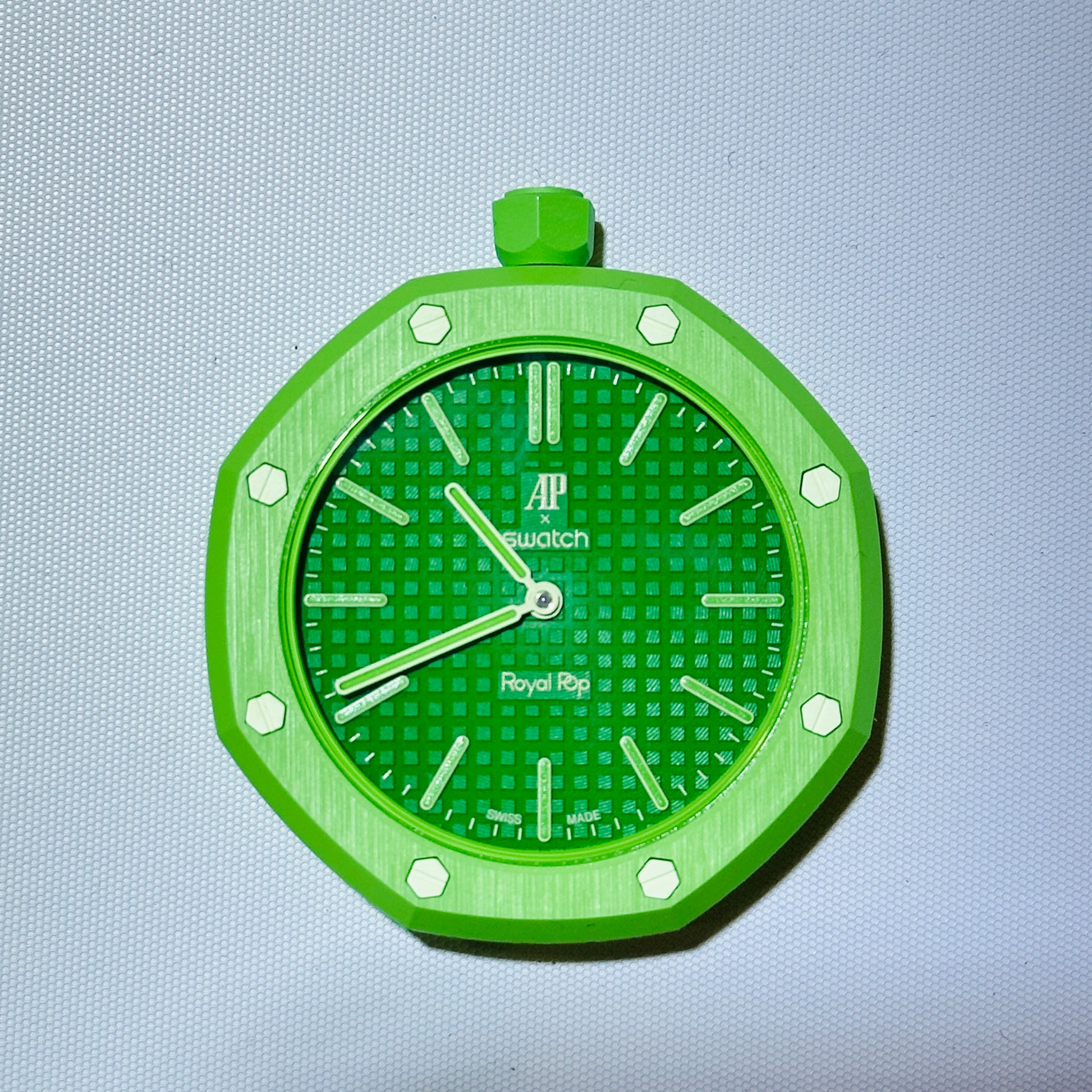 Audemars Piguet X Swatch Royal Pop Green Eight Green Dial on Rubber Strap Ref. SSX03G100N Complete 2026 — view 4