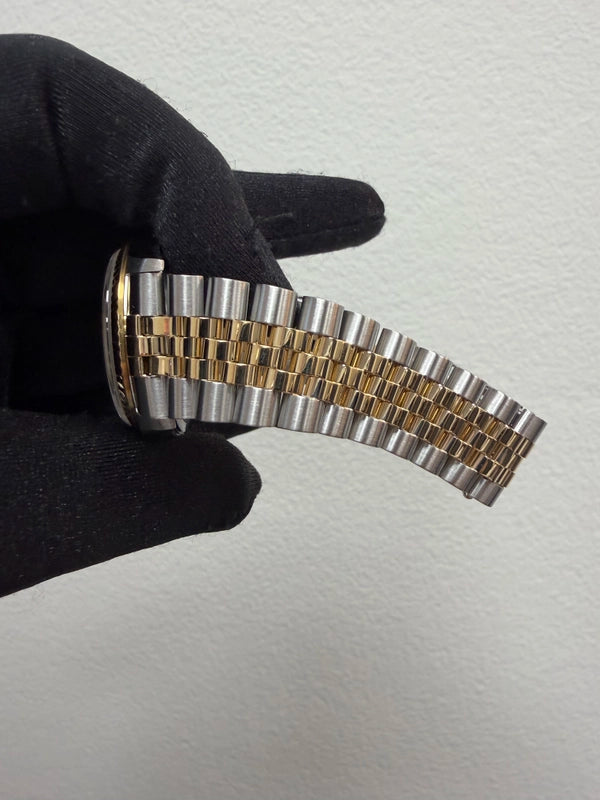 Rolex Datejust 36 Gold Roman Dial on Jubilee Ref 16233 with Papers 1997