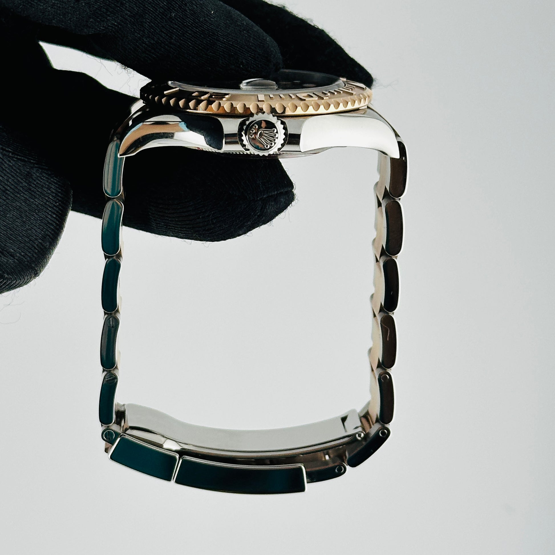 Rolex Yacht-Master Chocolate Dial on Oyster Ref. 126621 Card 2024 — view 6