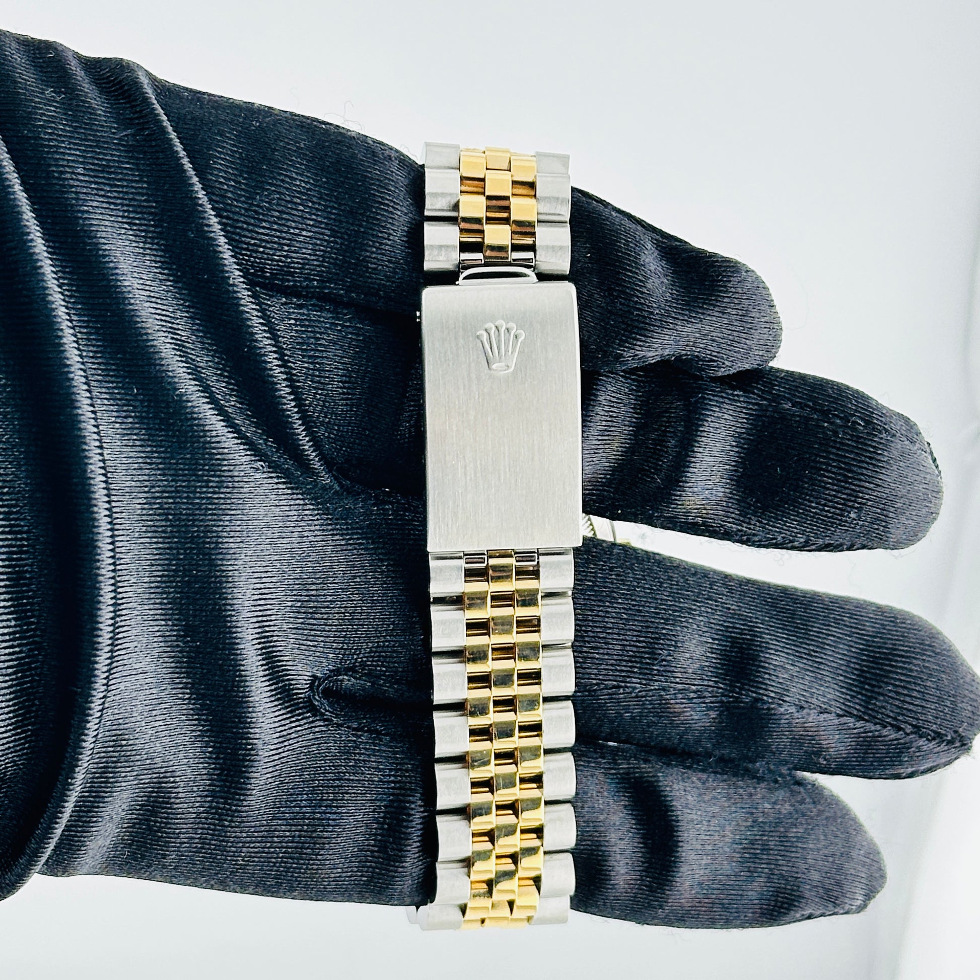 Rolex Datejust Champagne Stick Dial on D Link Jubilee Bracelet Ref. 16233 Papers 1996 — view 4