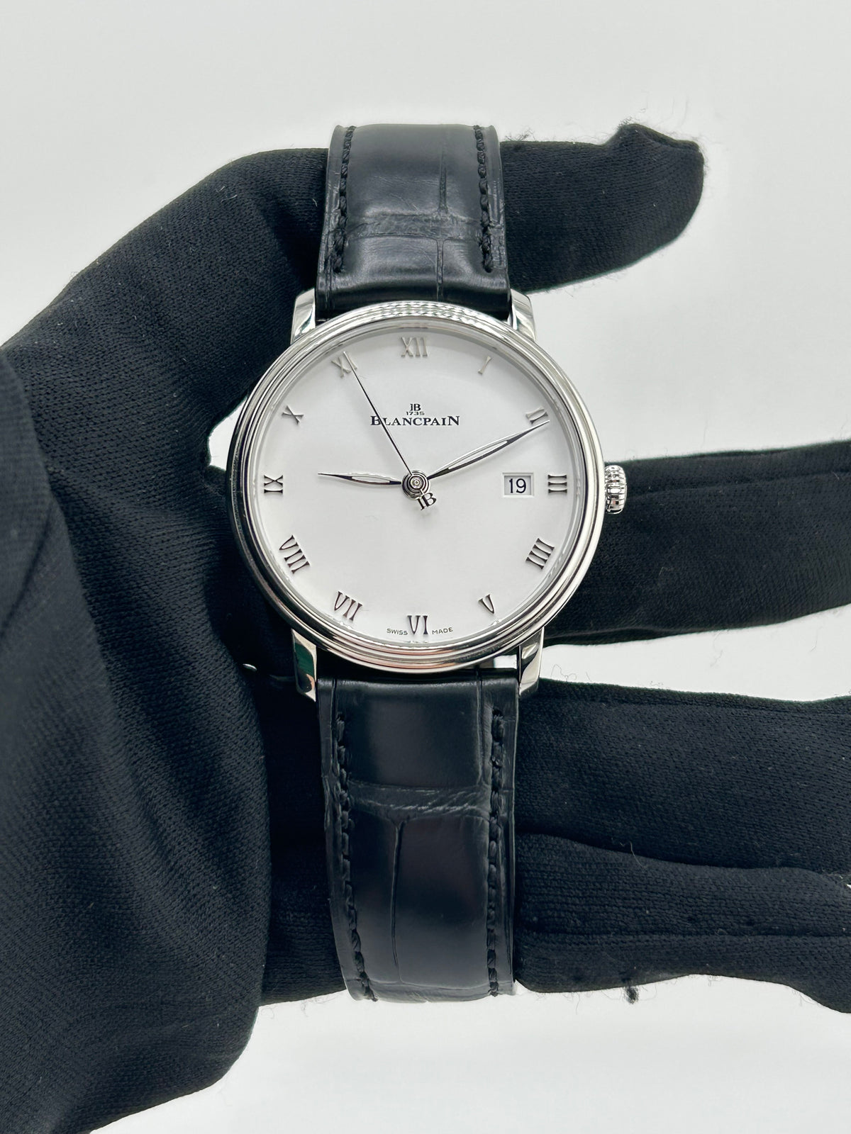 Blancpain Villeret Ultraplate White Dial on Leather Strap Ref. 6224-1127-55B Complete 2025 — view 2