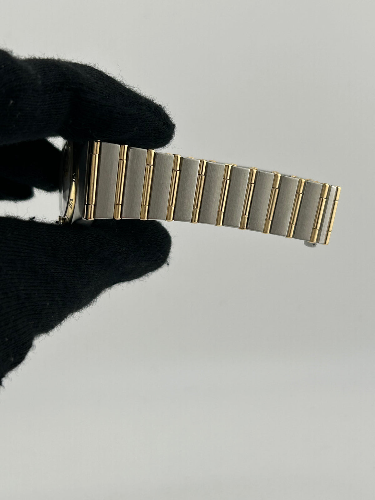 Omega Constellation White Mop Dial on 2 Tone Yellow Gold/Stainless Steel Bracelet Ref. 766.1201 — view 5