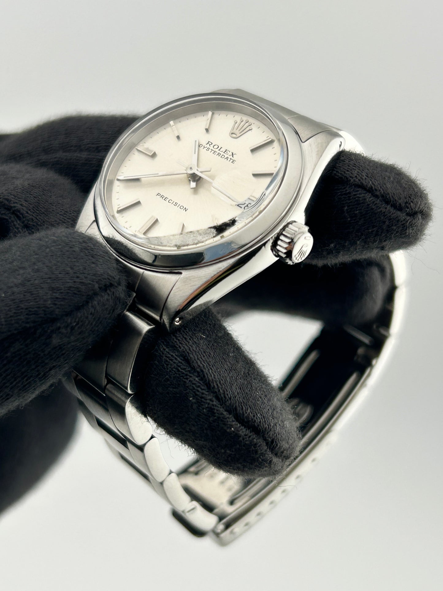 Rolex Oyster Date Silver Dial on Oyster Ref. 6466 — view 3