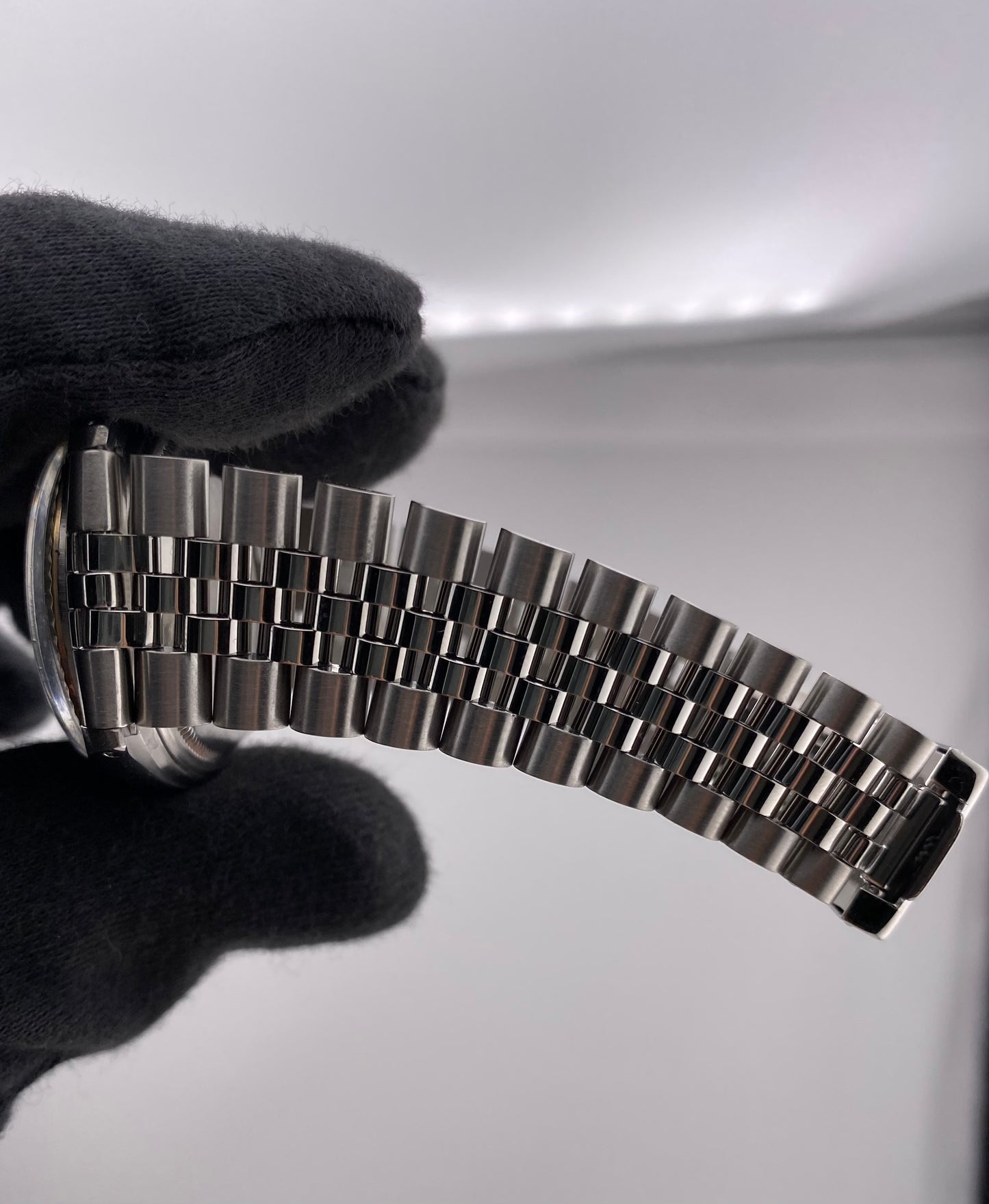 Rolex Datejust Silver With Gold Sticks / Has Spots Dial on D Link Jubilee Bracelet Steel Ref. 1601 1987 — view 4