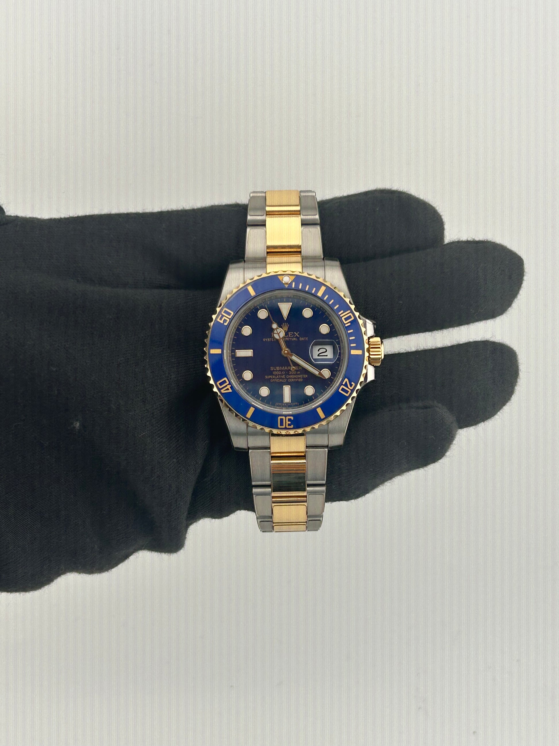 Rolex Submariner Blusey Blue Dial on Oyster Ref. 116613LB Card 2016 — view 2