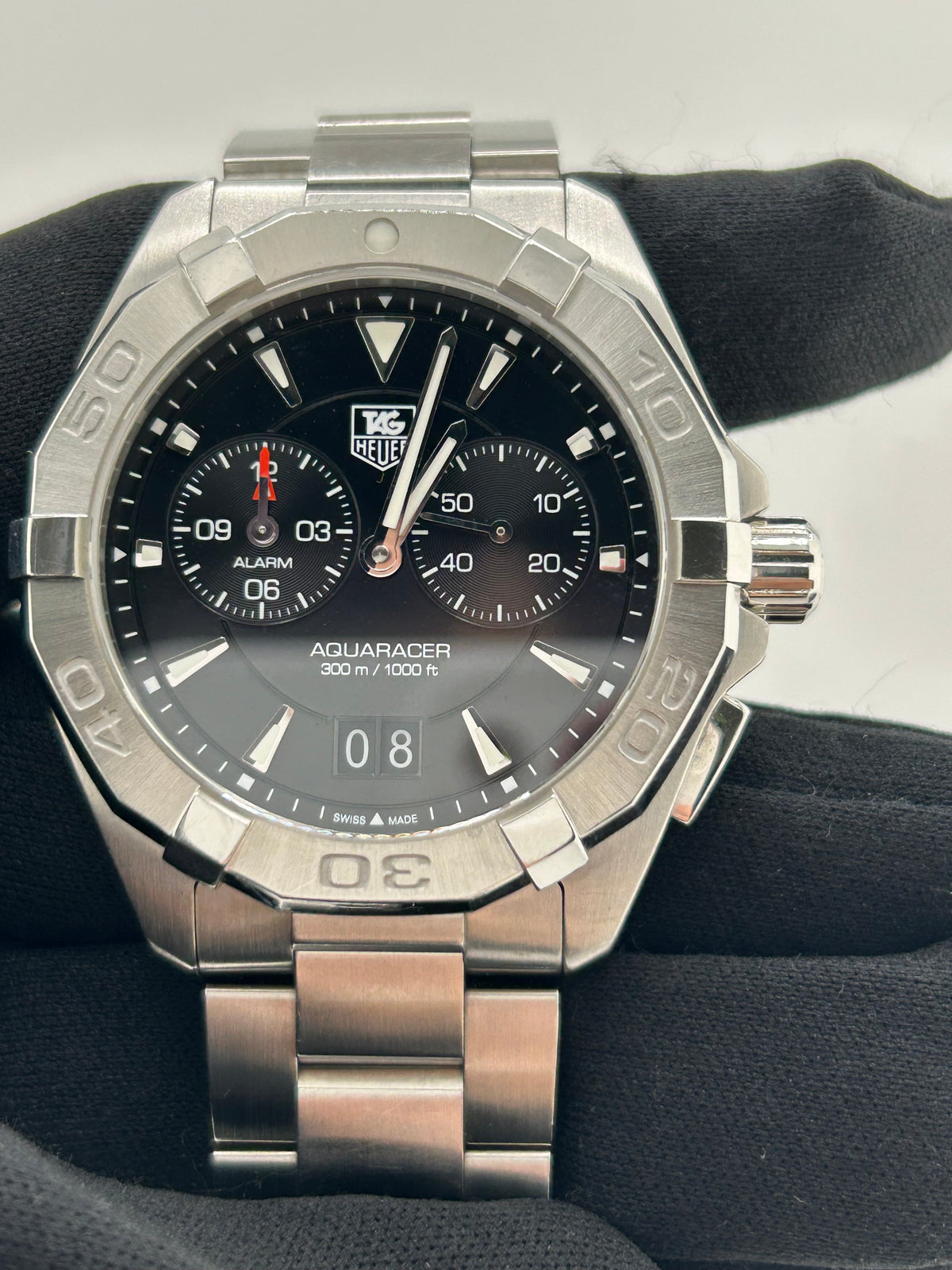 Tag Heuer Aquaracer Black Dial on Stainless Steel Bracelet Ref. WAY111Z.BA0928 Complete 2016 — view 3