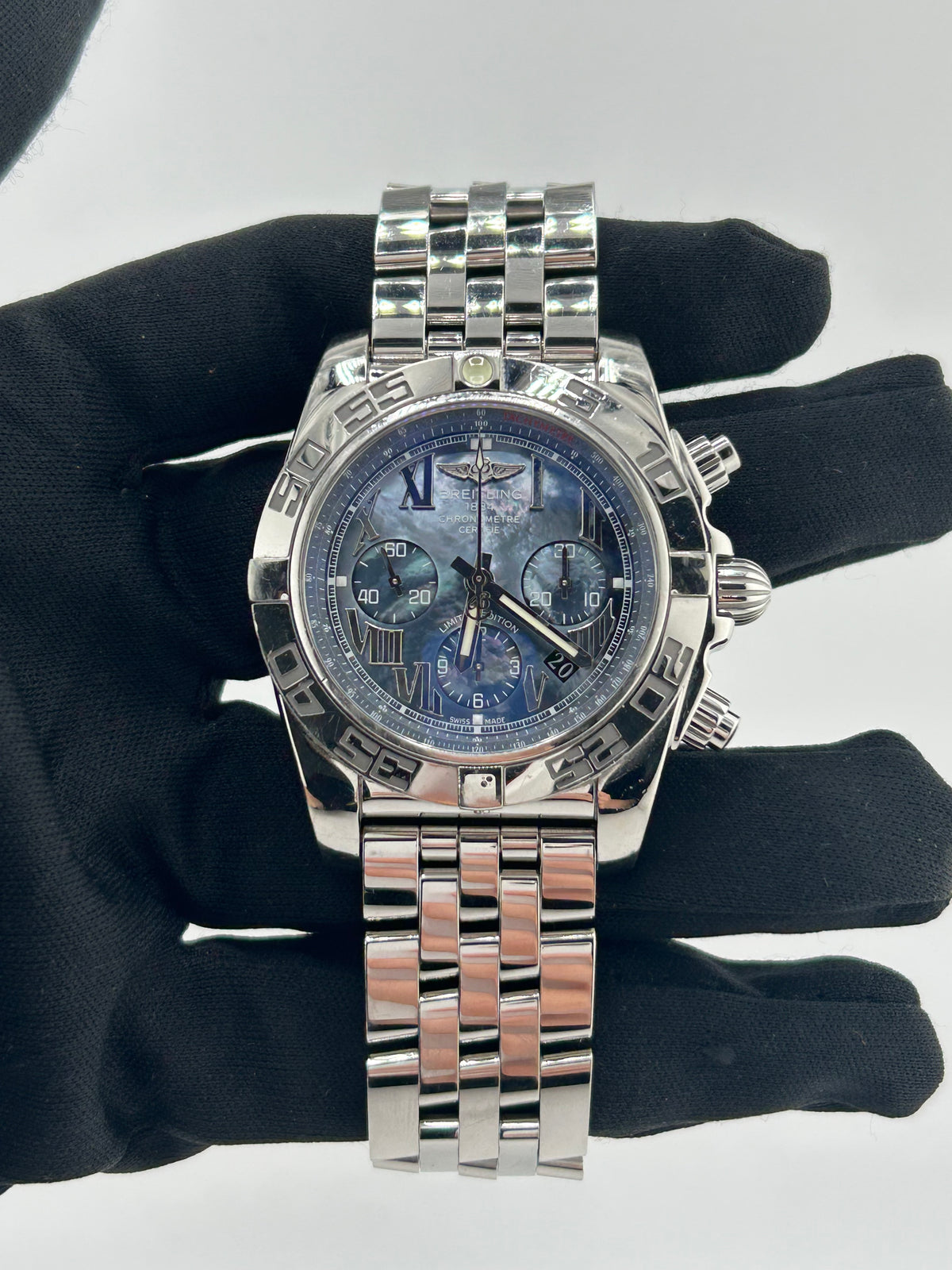 Breitling Chromomat 01 Blue Mop Dial on Stainless Steel Bracelet Ref. AB01111A/BG64 Complete 2016 — view 2